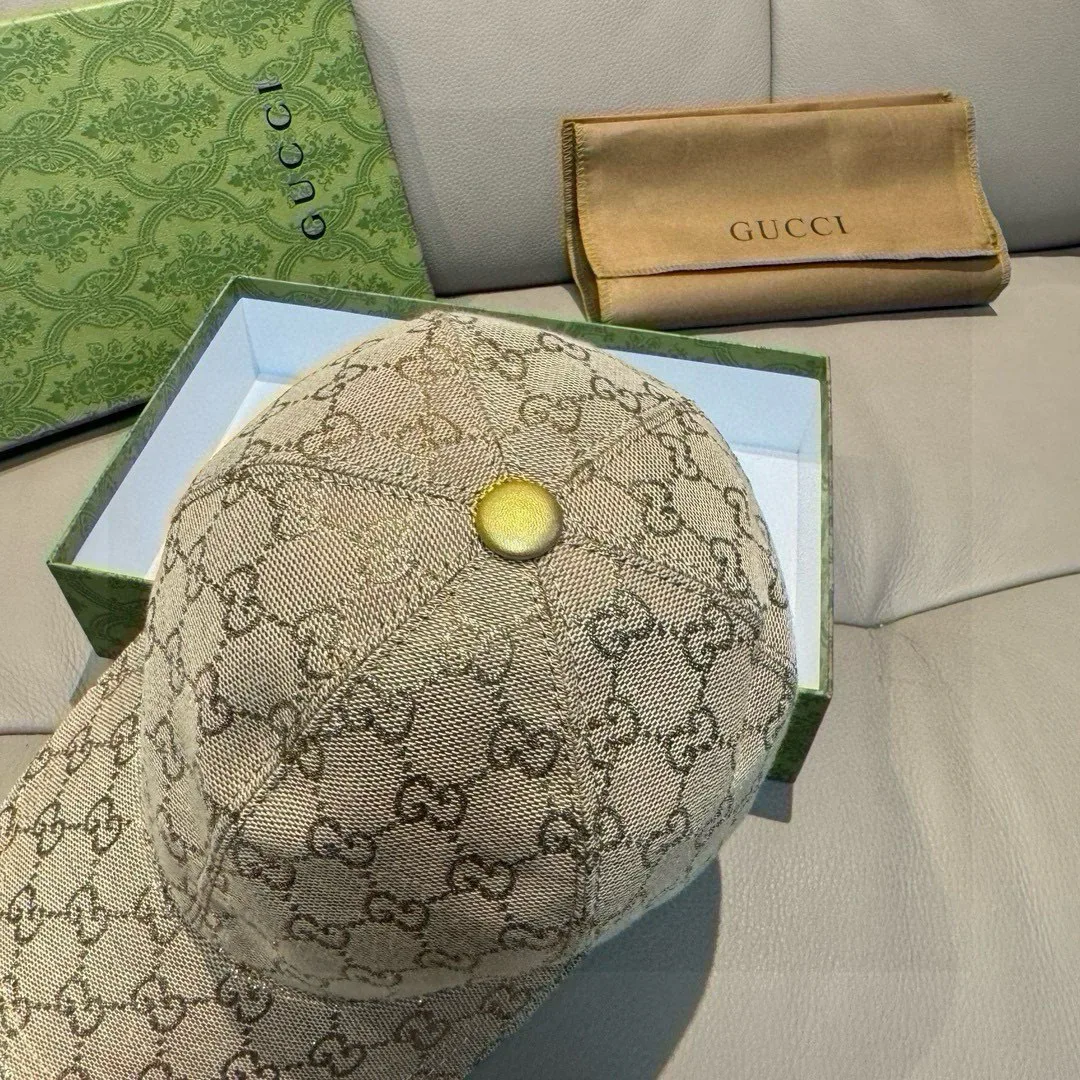Hats GUCCI 18347053