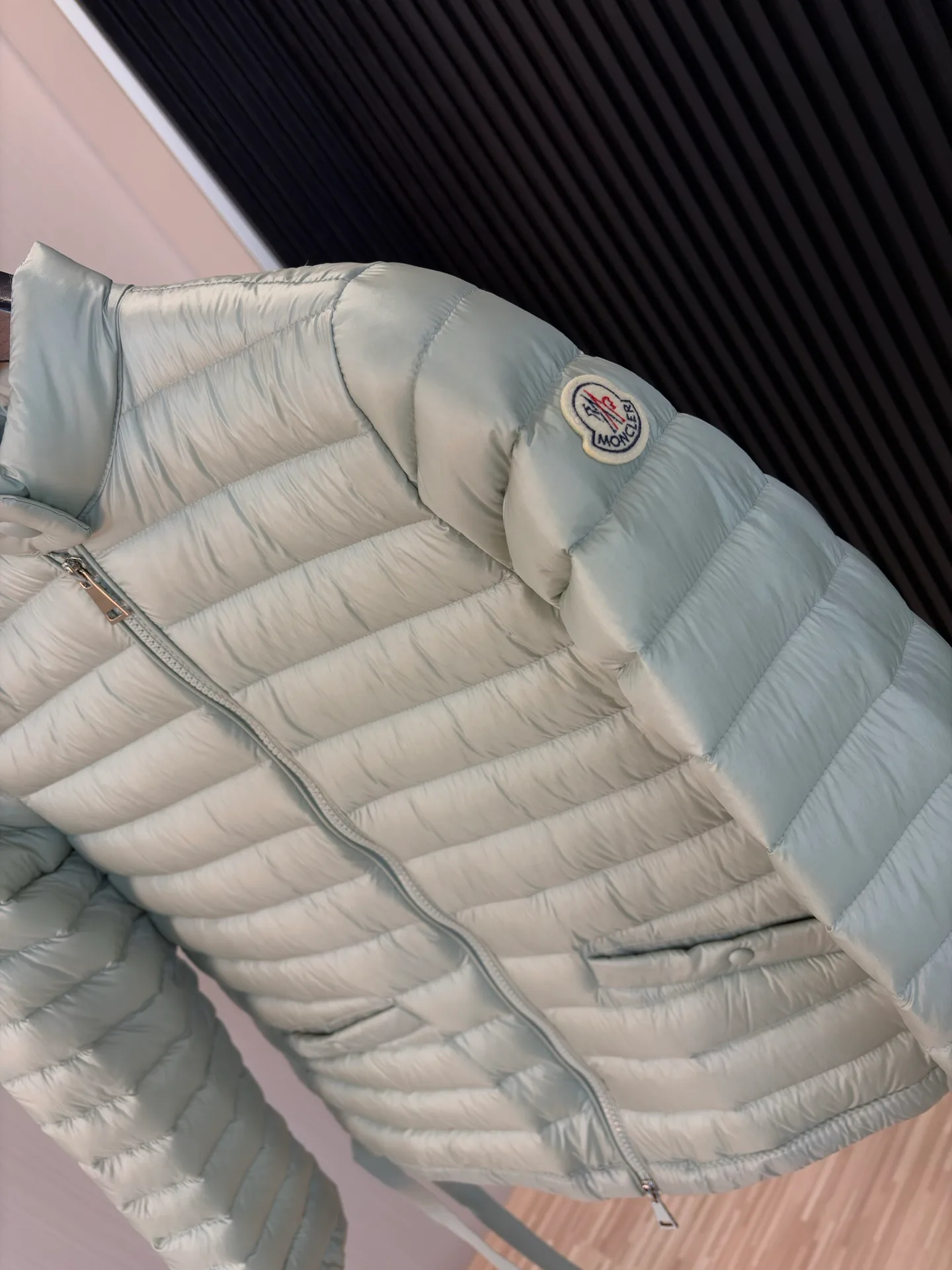 Men's Jackets And Down Jackets MONCLER 17908035