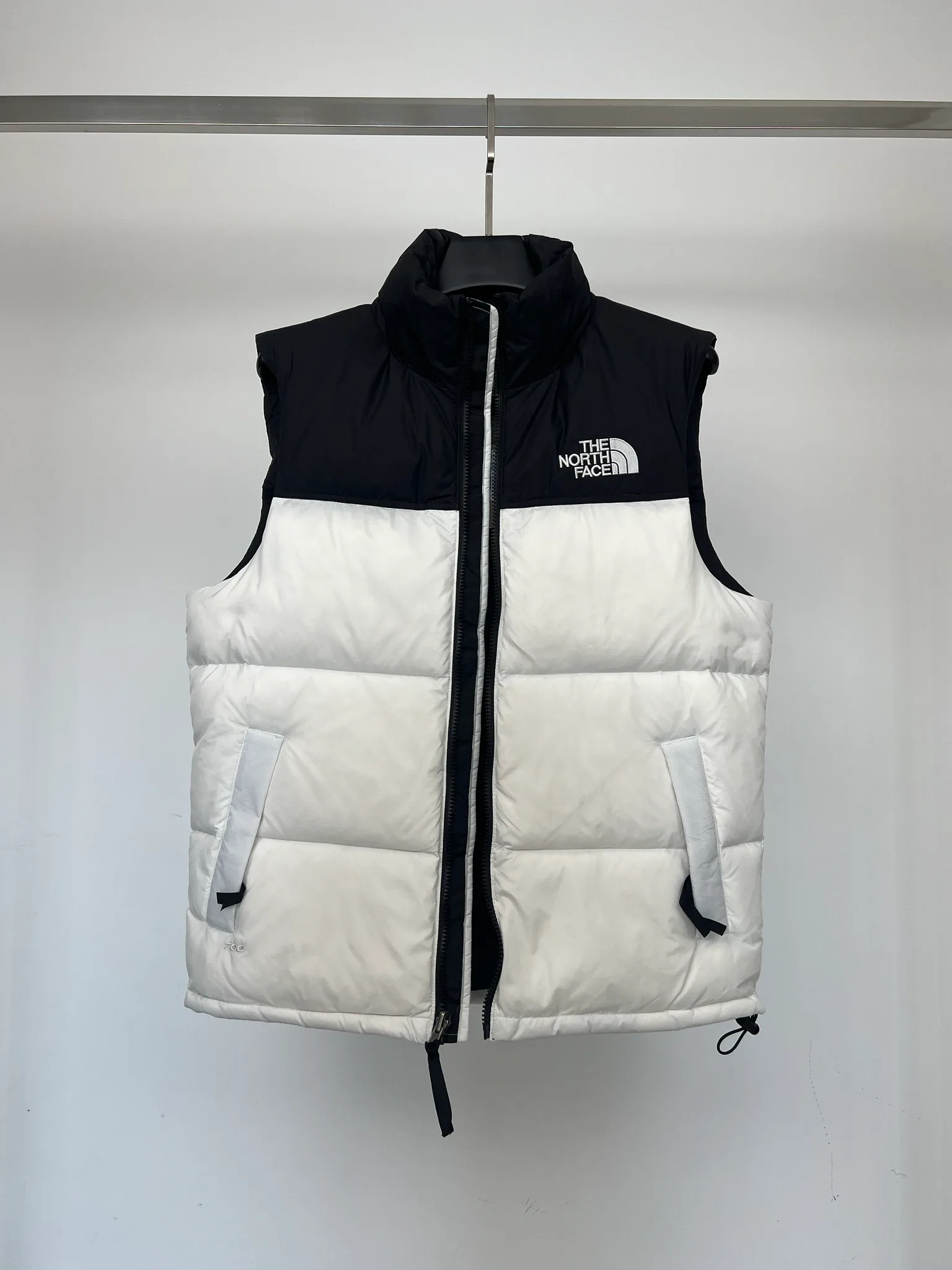 Women's Vests THE NORTH FACE 18416029