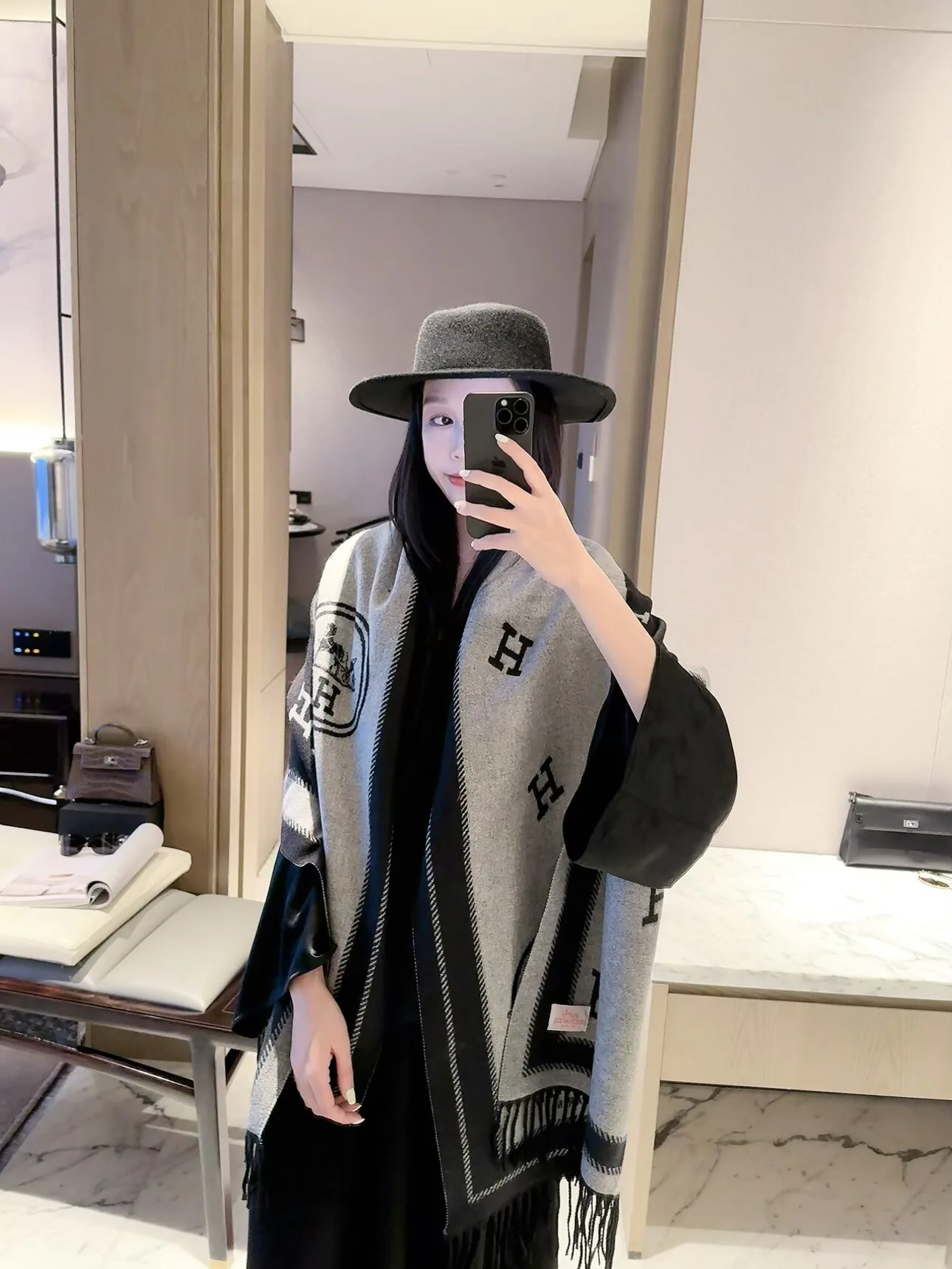 Scarves HERMES 18322512