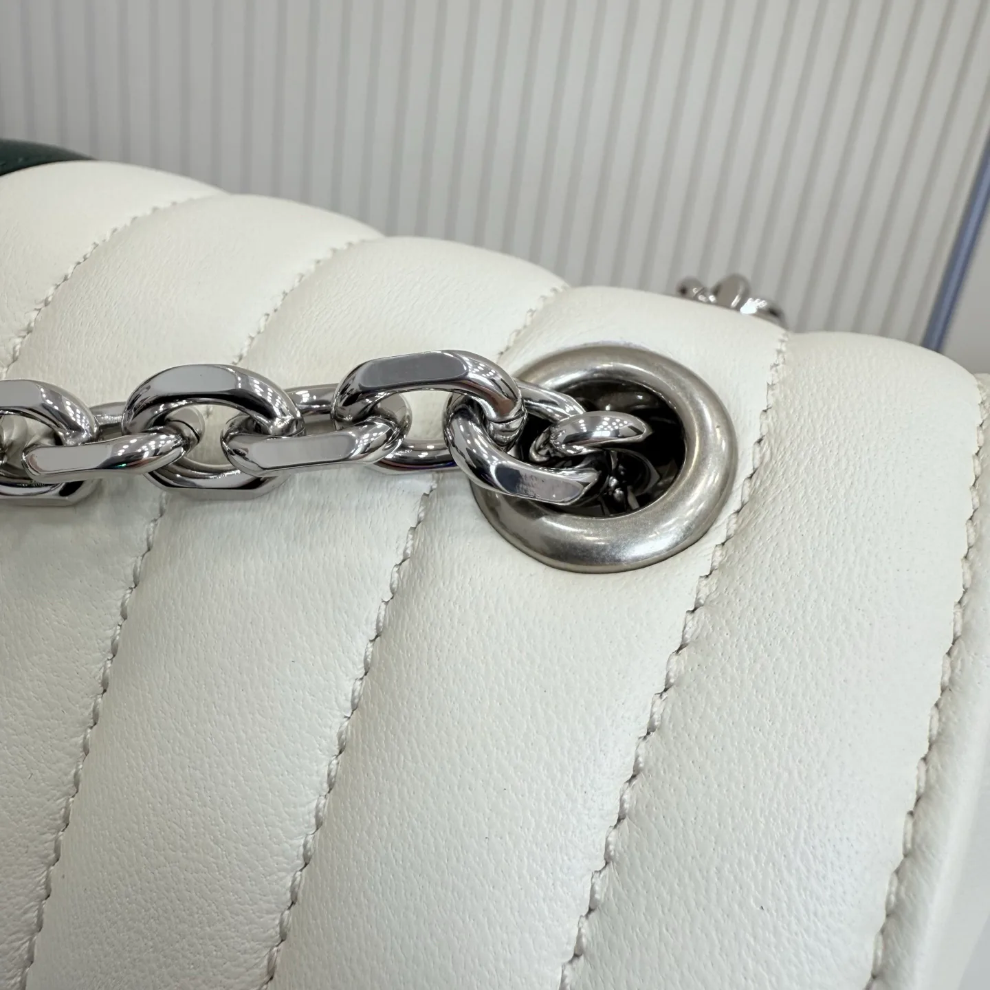 Women's Classic Handbags GUCCI 17947721