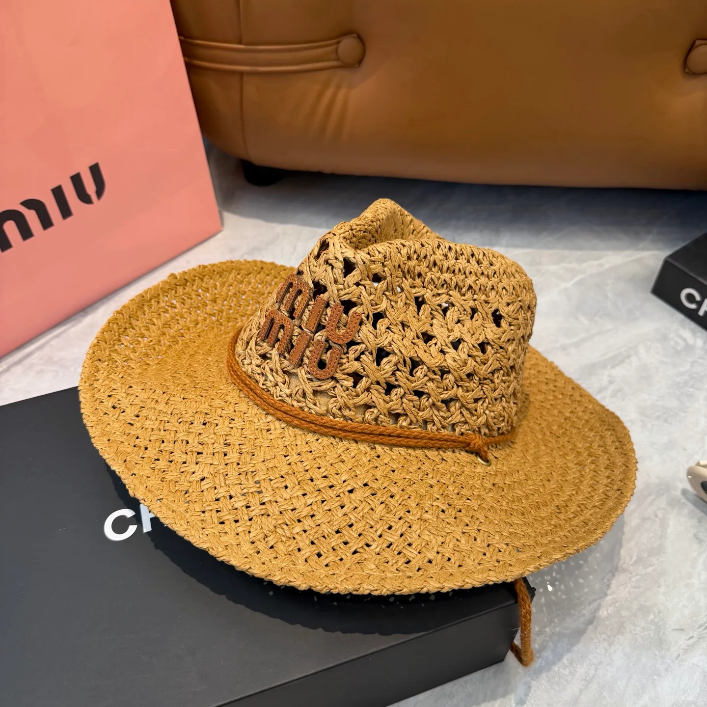 Hats MIU MIU 17604939