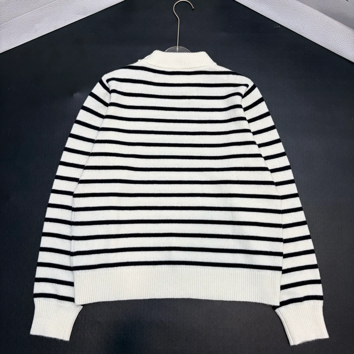 Women's Jumpers And Sweaters CHANEL 18138701
