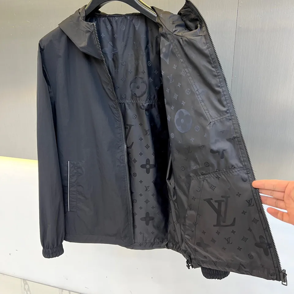 Men's Jackets And Down Jackets LOUIS VUITTON 18416819