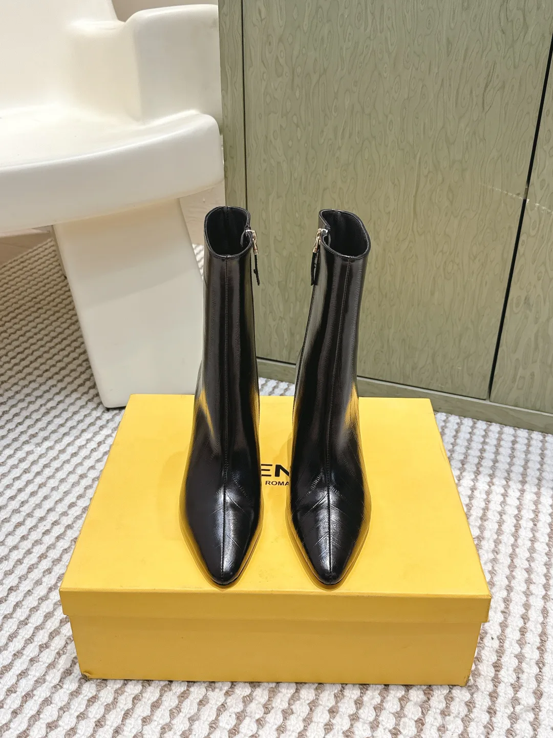 Women's Booties FENDI 18153059