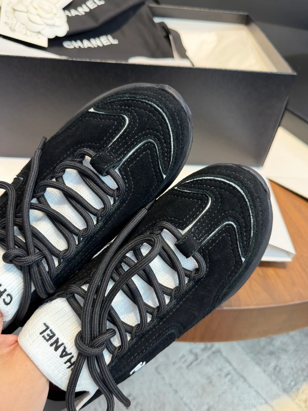 Women's Sneakers CHANEL 18067107