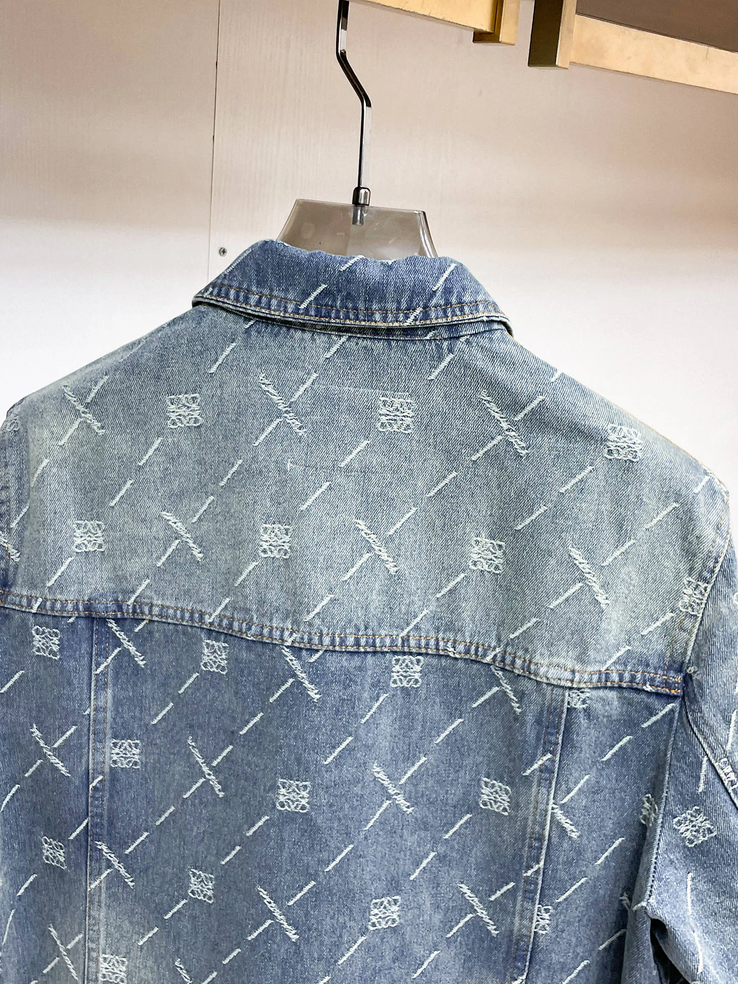 Men's Jackets And Down Jackets LOEWE 18197230