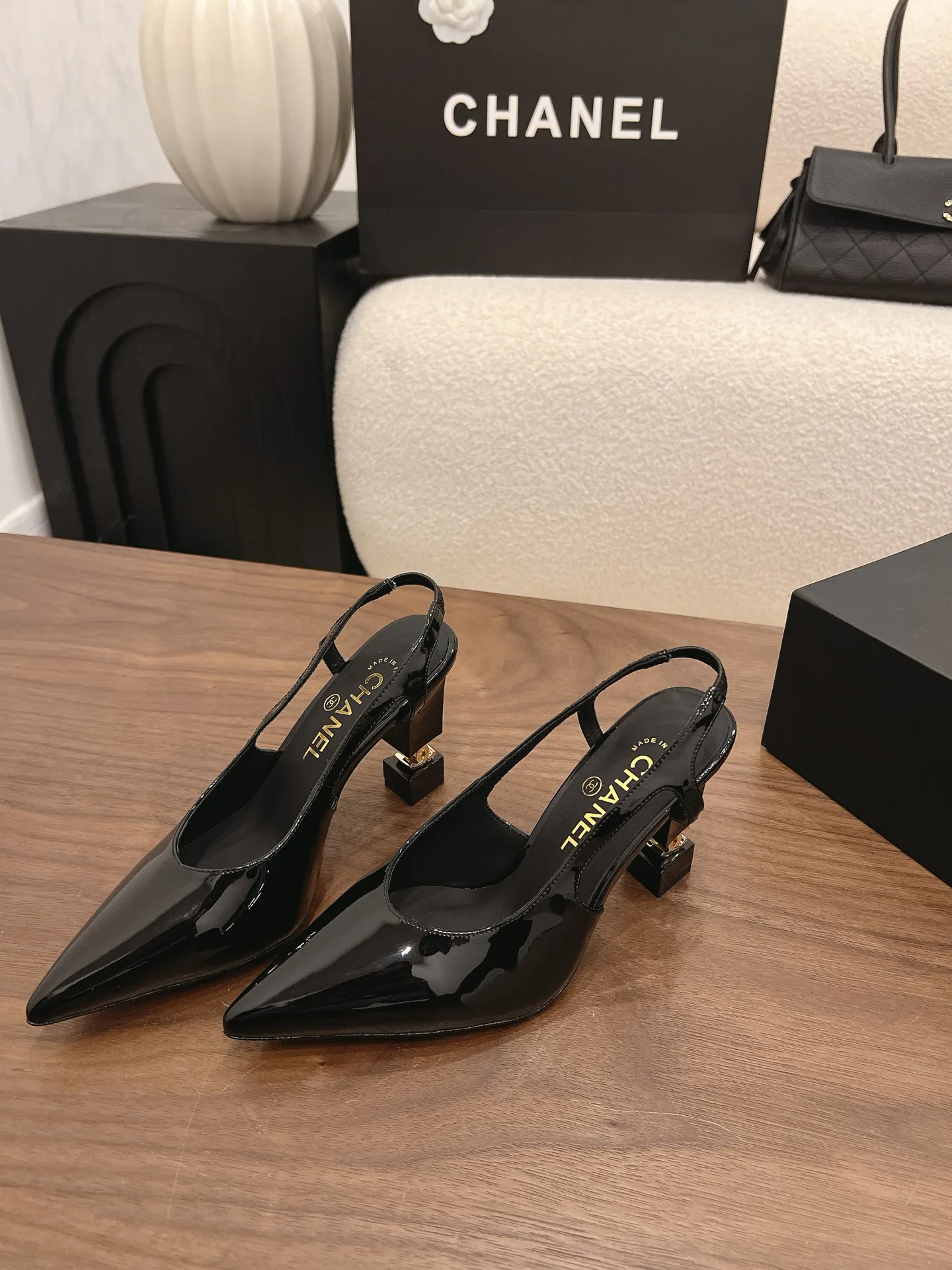 Women's Heels CHANEL 17342737