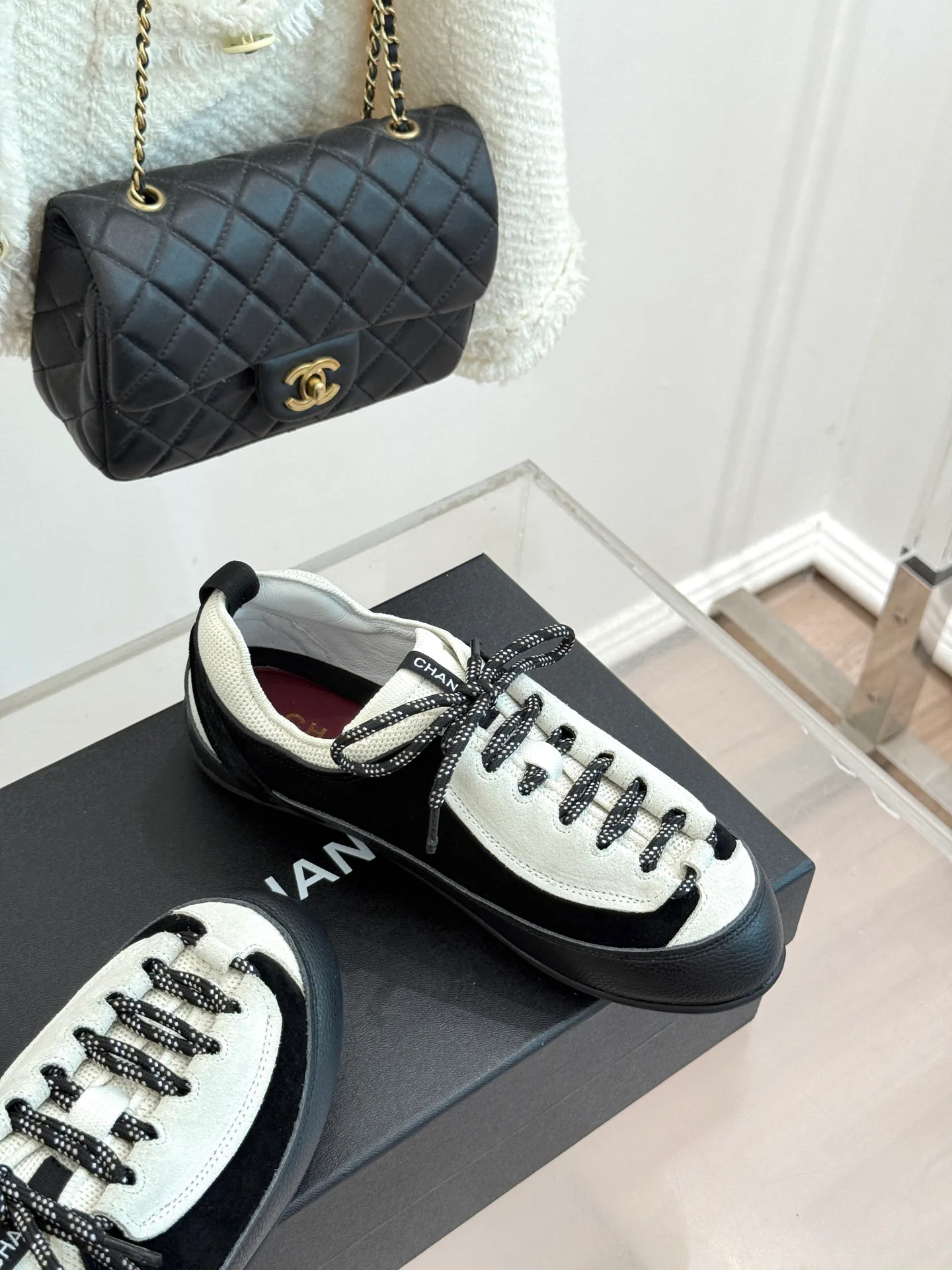 Women's Sneakers CHANEL 16891573