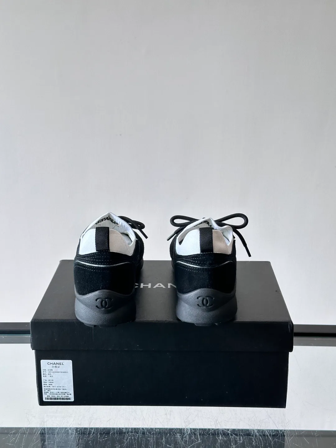 Women's Sneakers CHANEL 18079224
