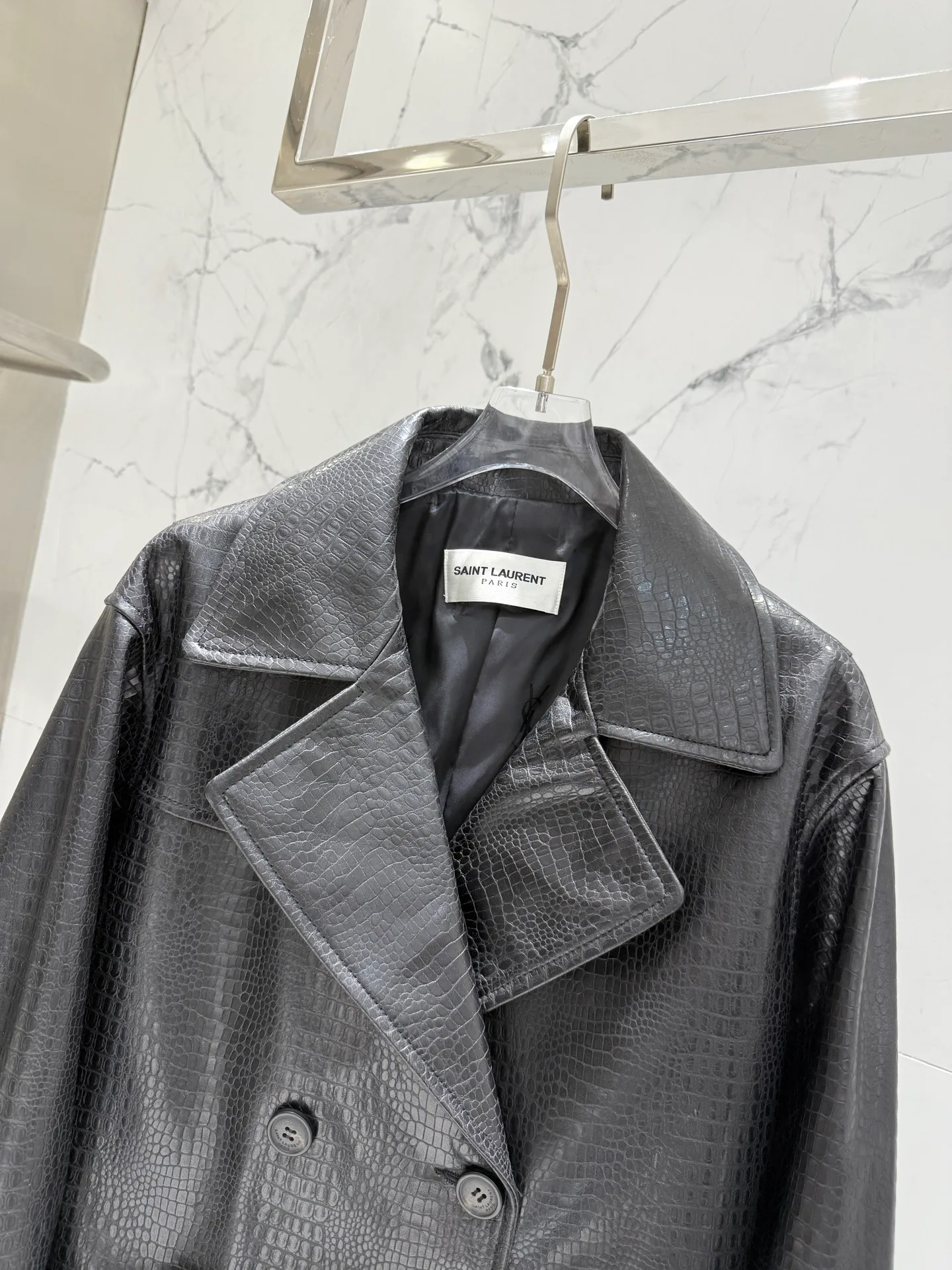 Women's Leather Jackets And Sheepskin Coats SAINT LAURENT 18151068