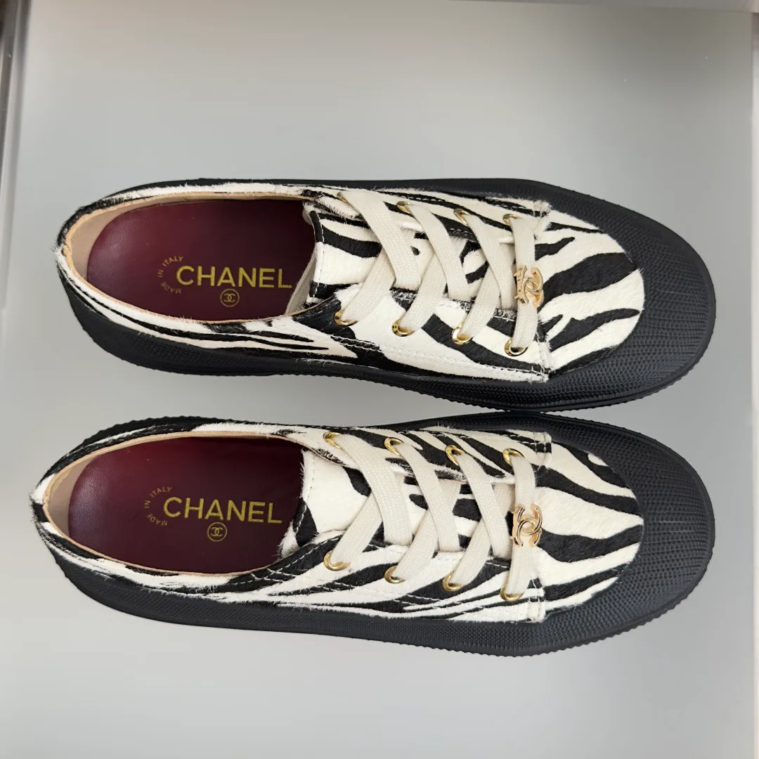 Women's Sneakers CHANEL 18092992