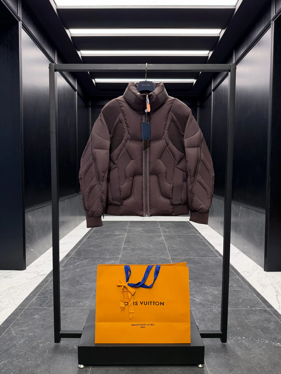 Men's Jackets And Down Jackets LOUIS VUITTON 17795850