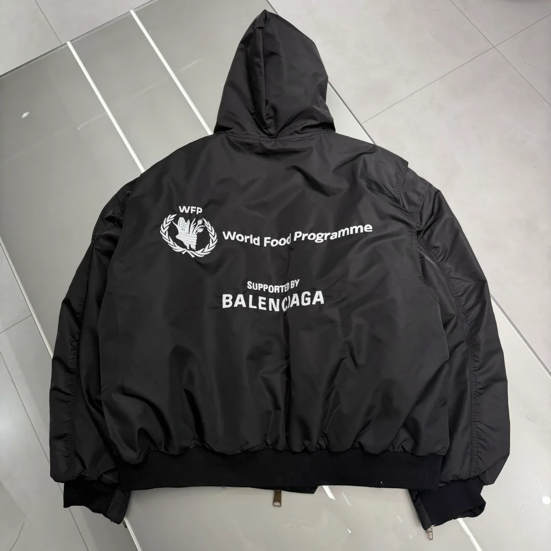Куртки И Пуховики Мужские Balenciaga 18680324