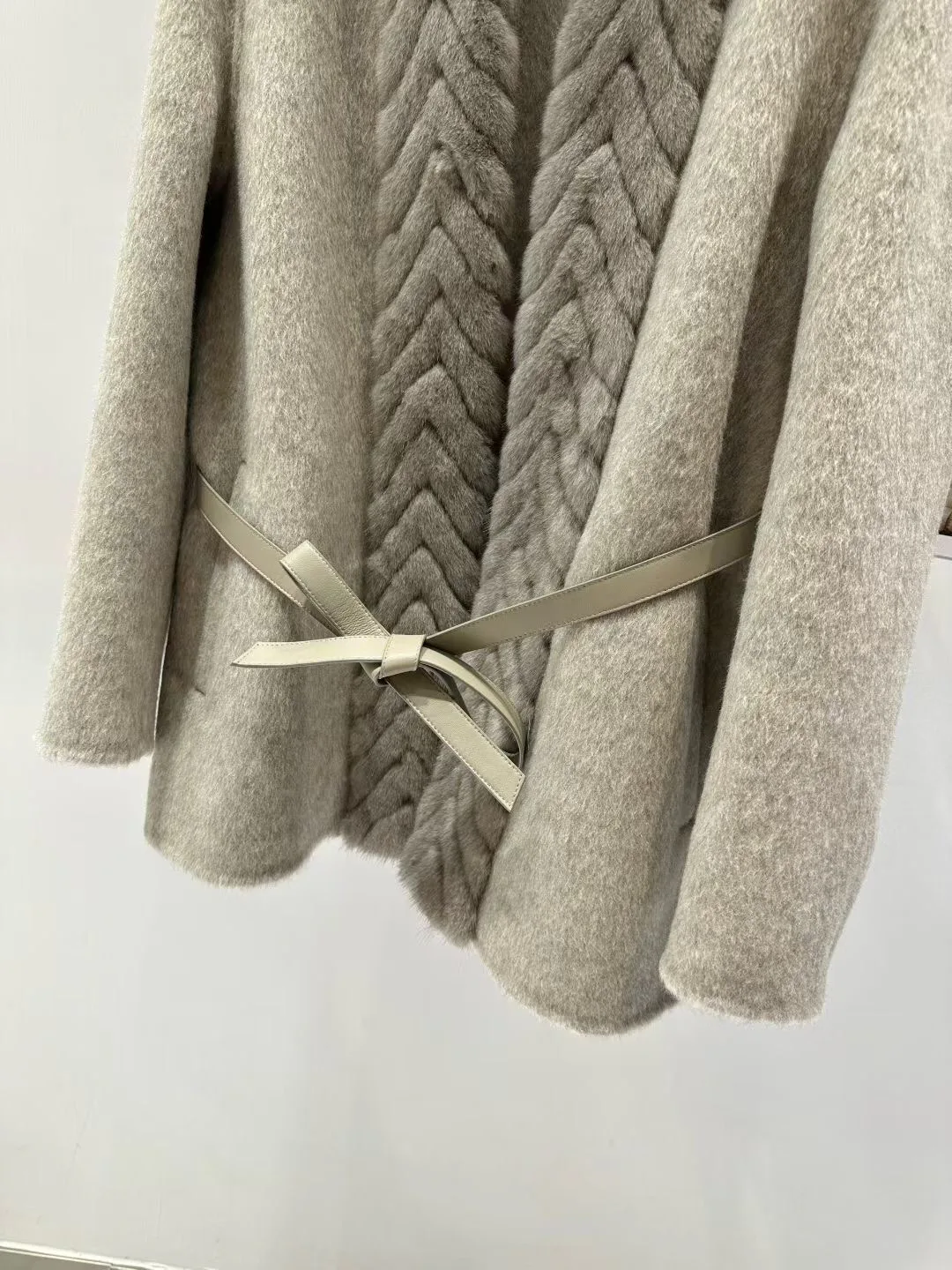 Women's Coats LORO PIANA 17933226