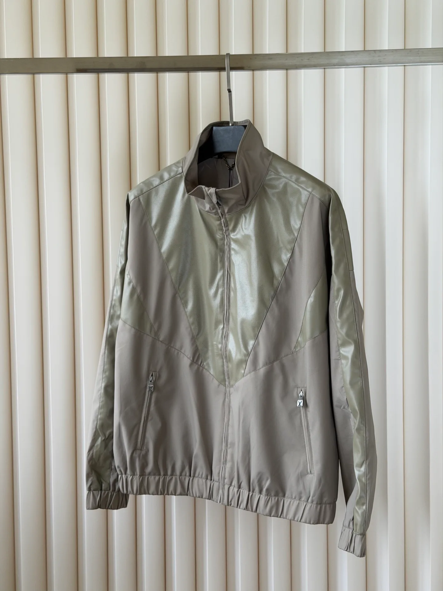 Men's Jackets And Down Jackets LOUIS VUITTON 17660657
