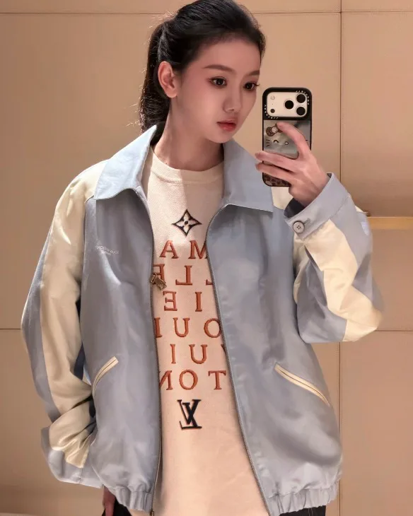 Women's Jackets And Down Jackets LOUIS VUITTON 17339207
