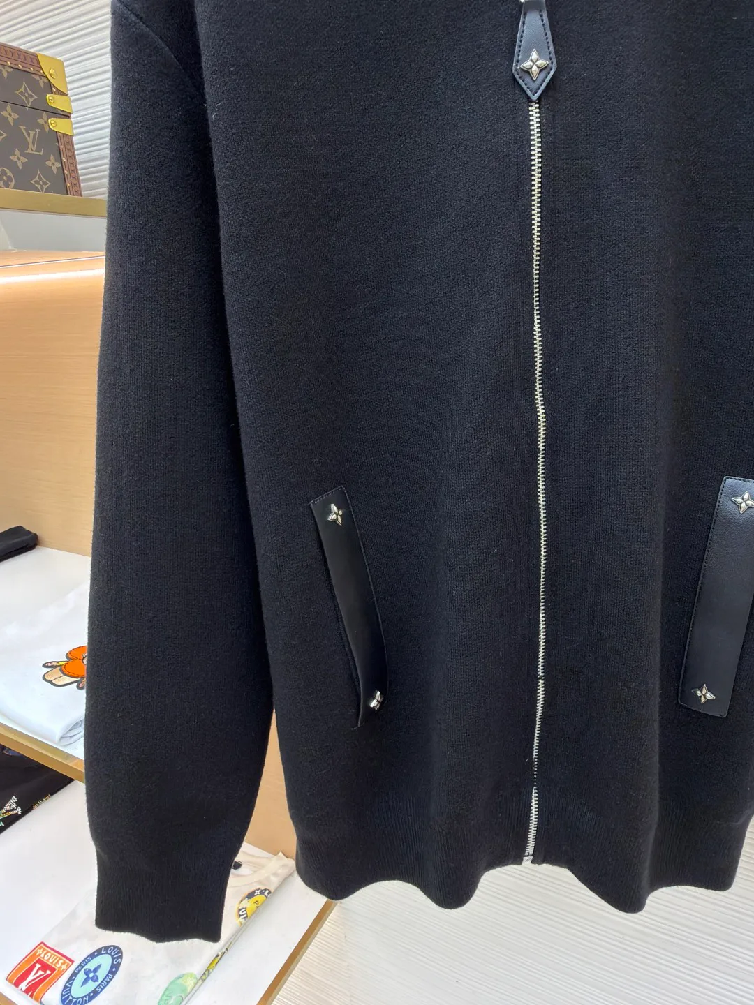 Men's Jackets And Down Jackets LOUIS VUITTON 17527119