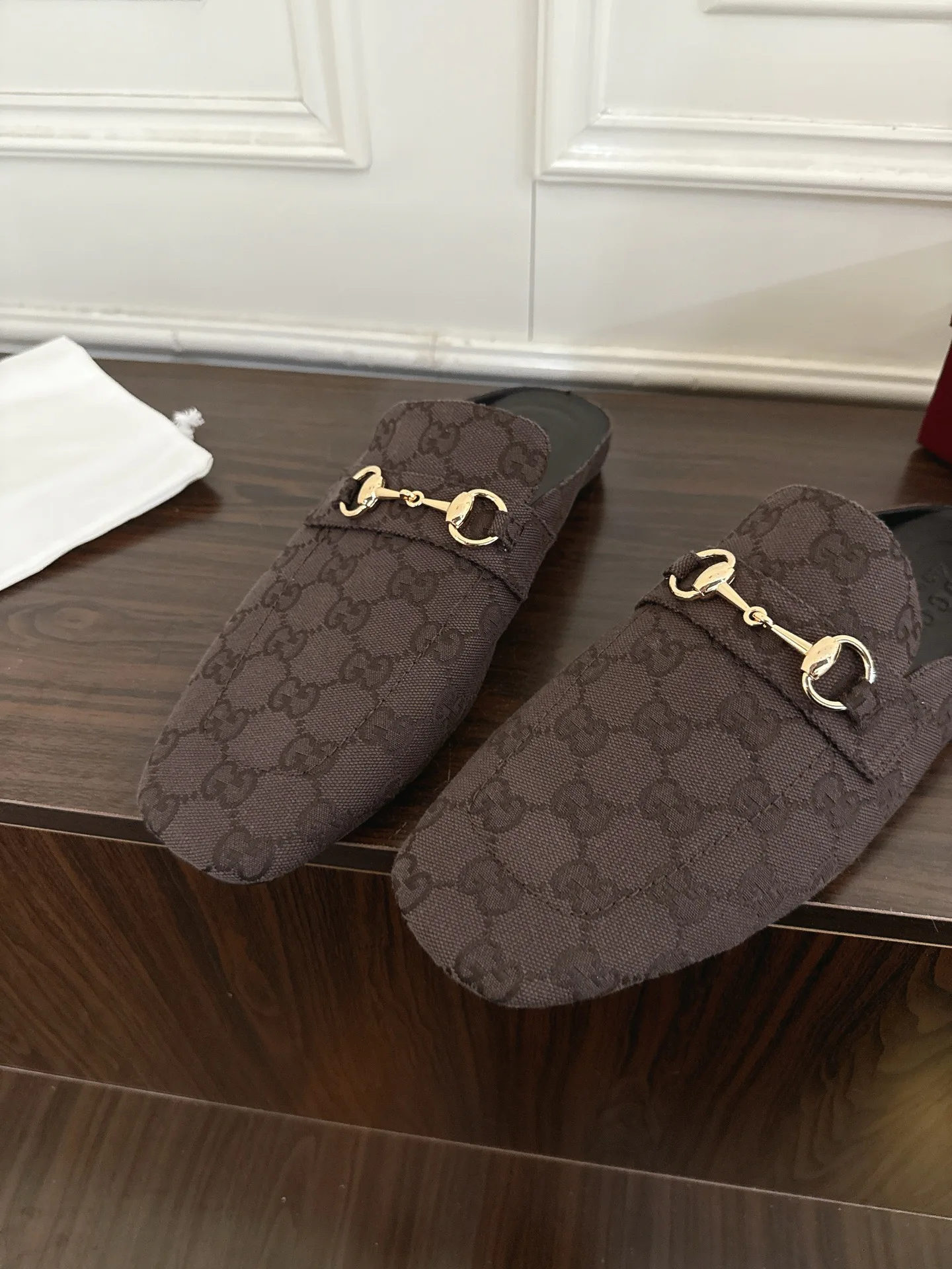 Women's Mules And Clogs GUCCI 17956787