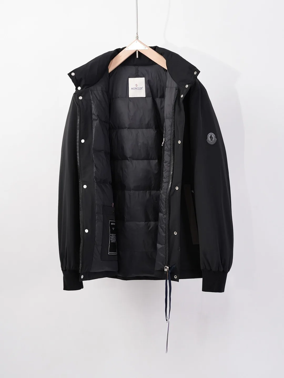 Men's Jackets And Down Jackets MONCLER 18507114