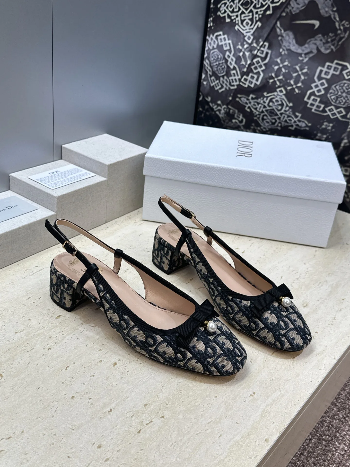 Women's Heels CHRISTIAN DIOR 17480112