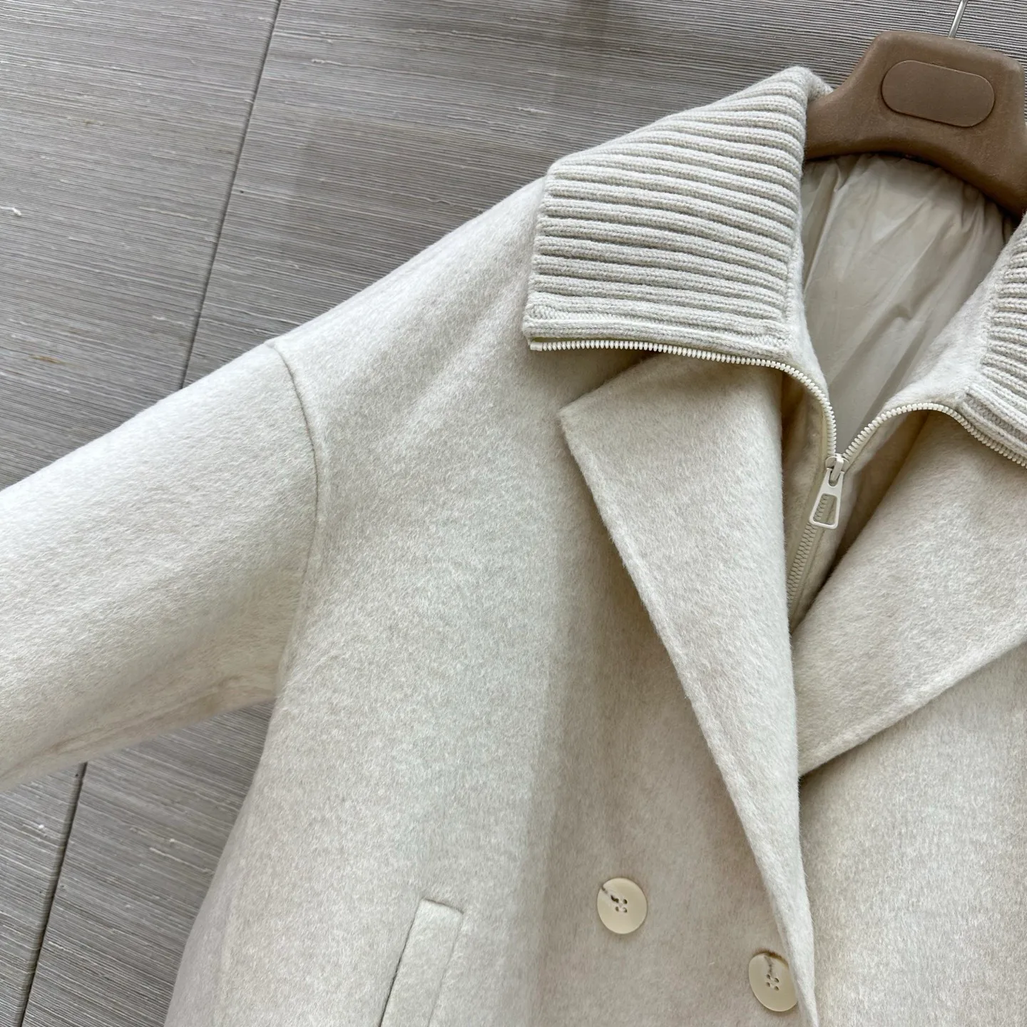 Women's Coats LORO PIANA 18503517
