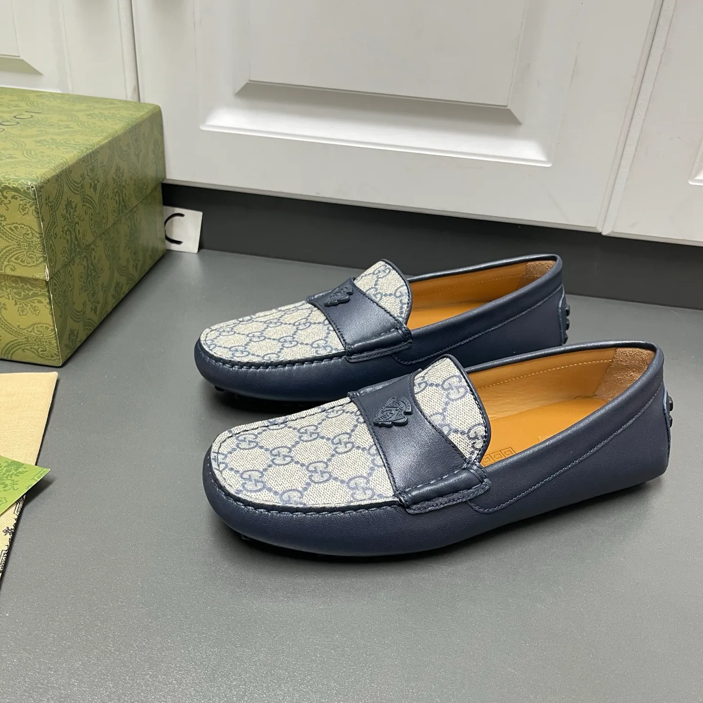 Men's Loafers And Dress Shoes GUCCI 17937826