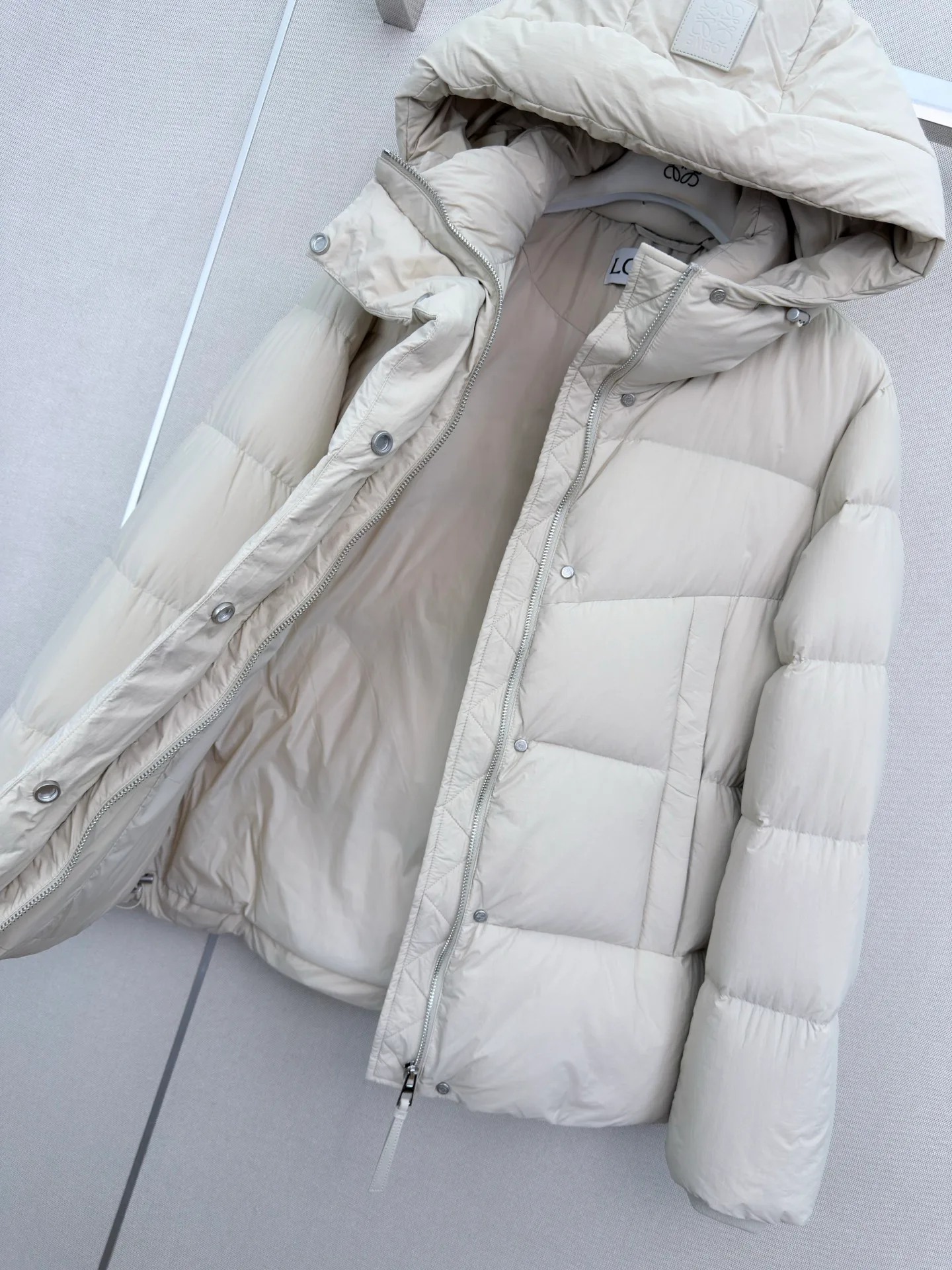 Women's Jackets And Down Jackets LOEWE 18408014