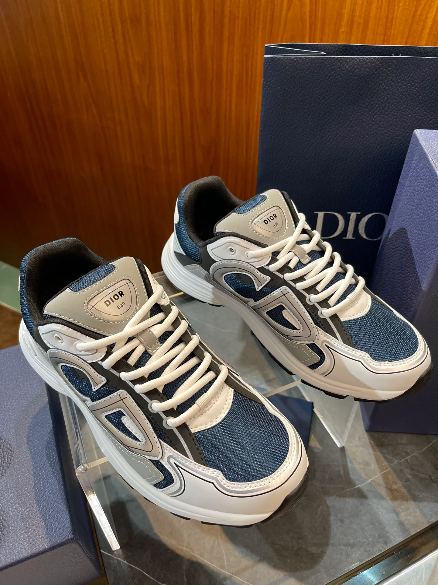 Women's Sneakers CHRISTIAN DIOR 17891281