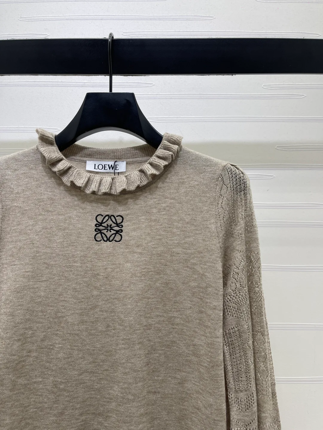Women's Jumpers And Sweaters LOEWE 17460262