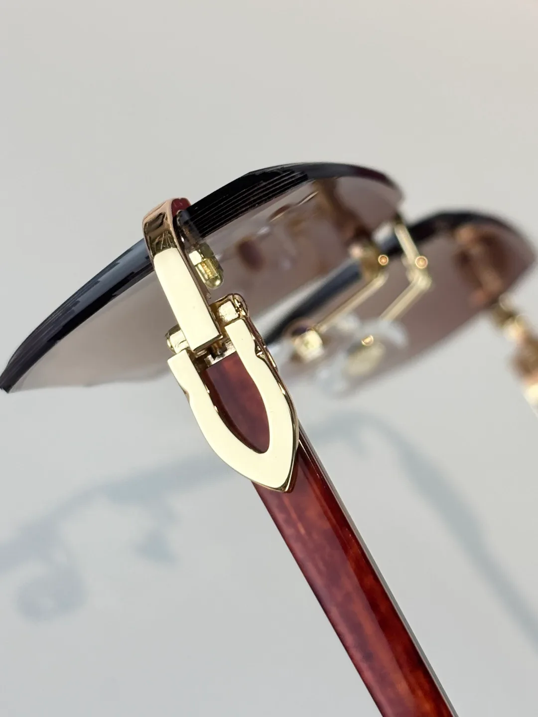 Glasses CARTIER 18118015