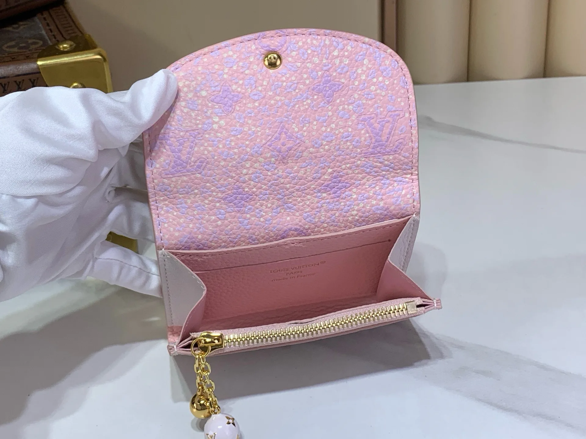 Women's Clutches LOUIS VUITTON 17499373