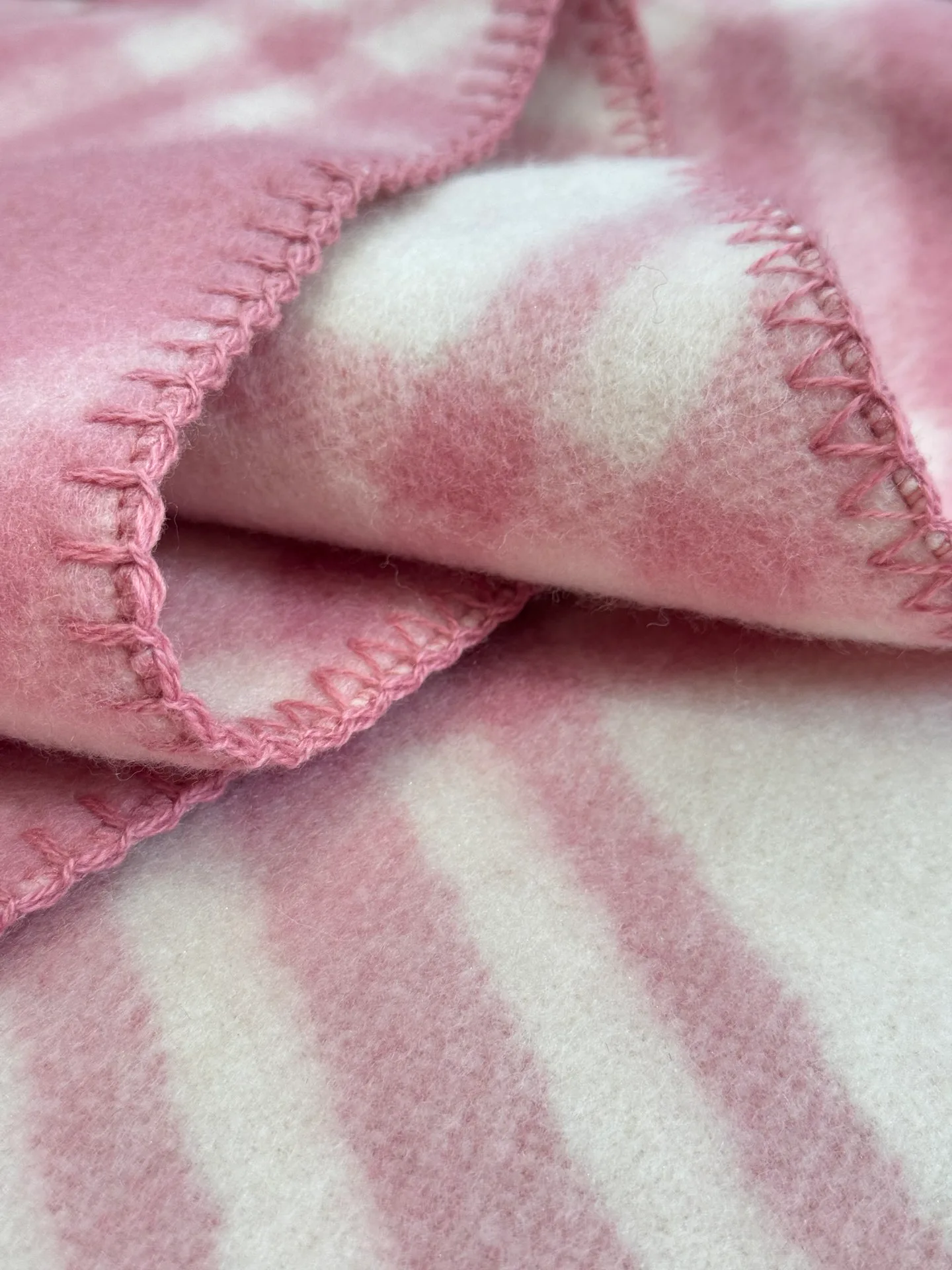 Scarves BURBERRY 18287464