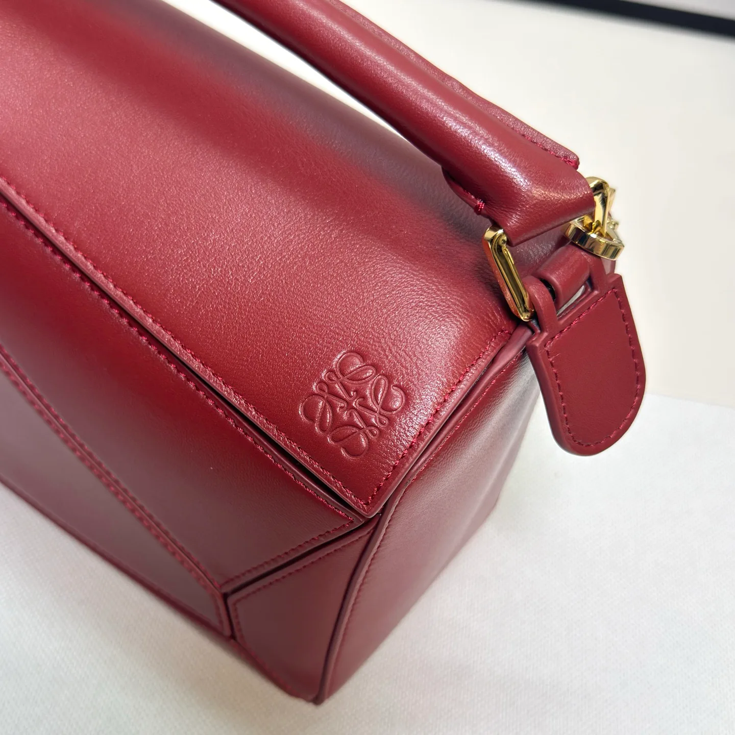 Women's Classic Handbags LOEWE 17270380