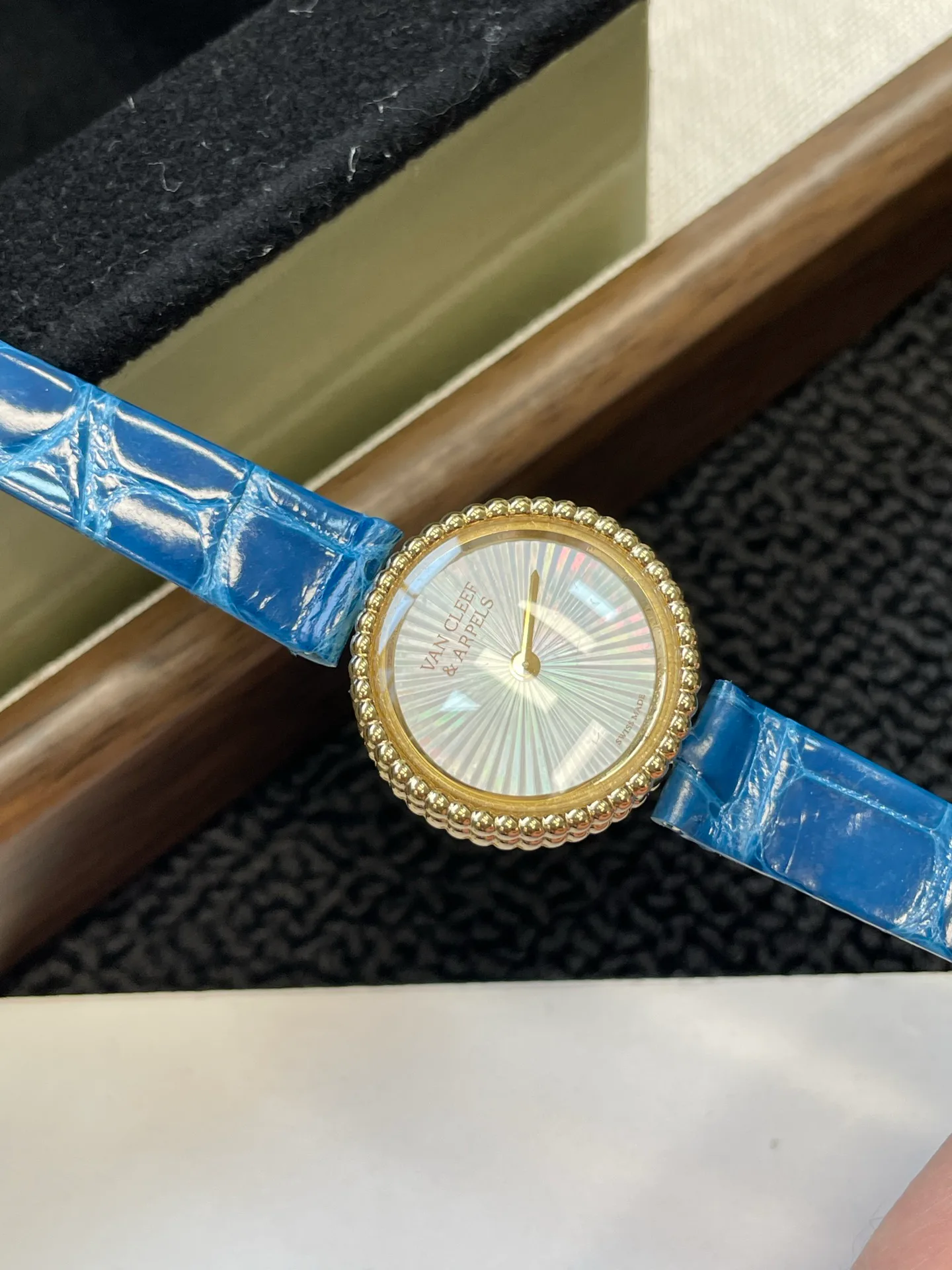 Women's Watches VAN CLEEF & ARPELS 17336727