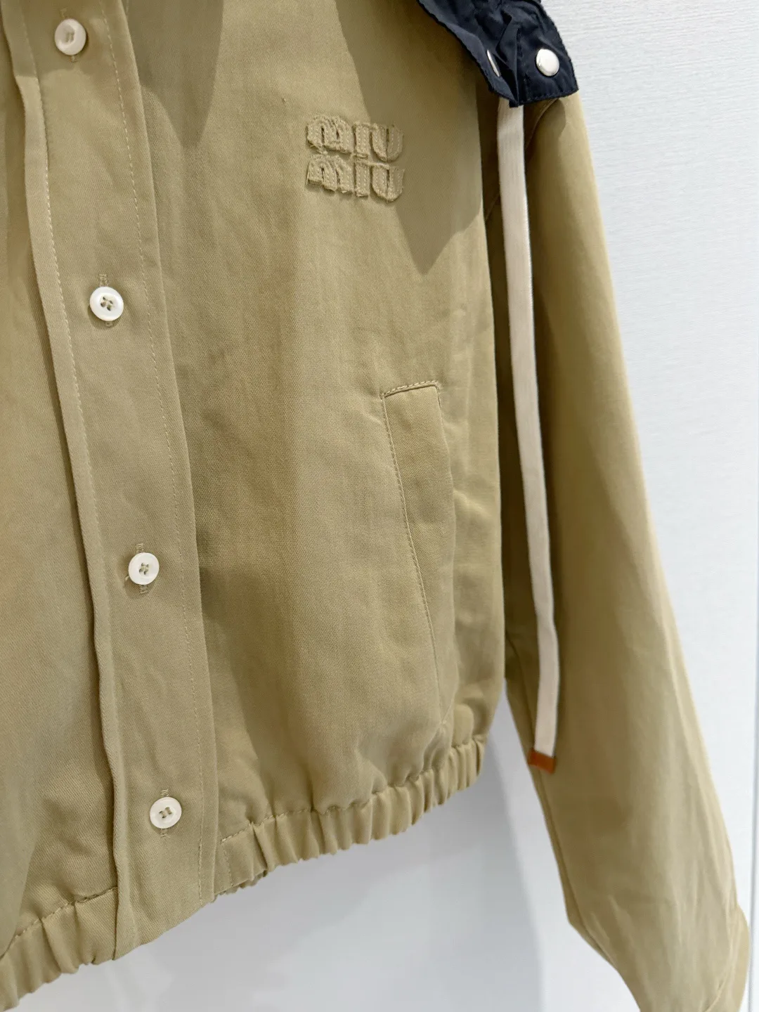 Women's Jackets And Down Jackets MIU MIU 17842933