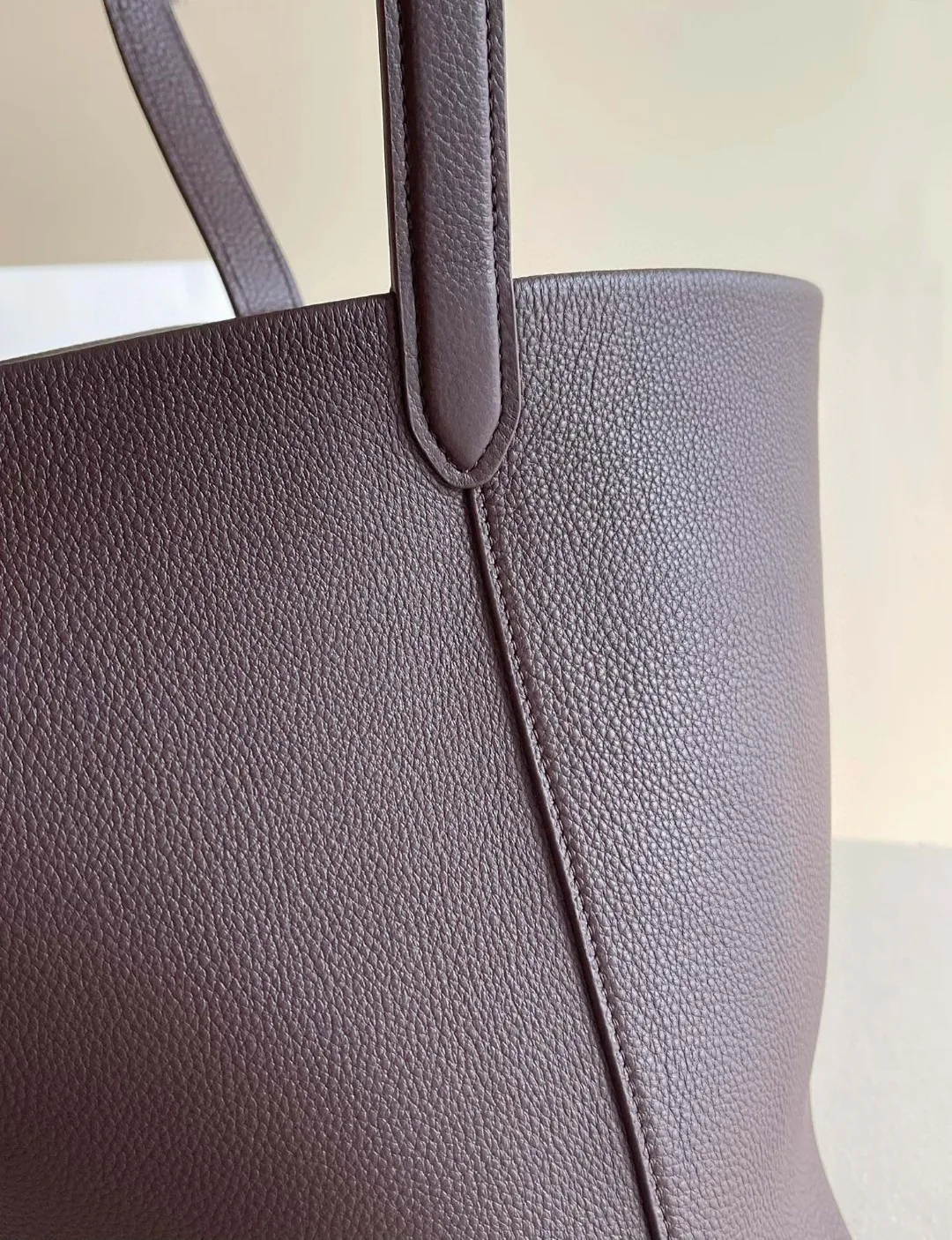 Women's Classic Handbags THE ROW 18070658