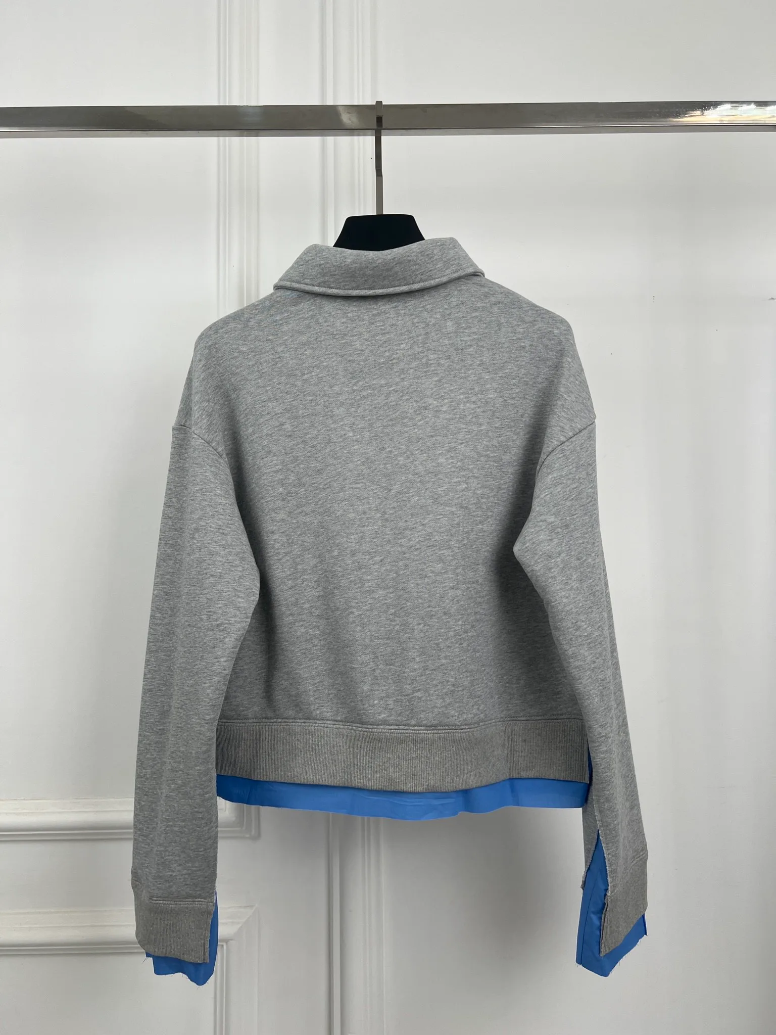 Women's Sweatshirts And Hoodies MIU MIU 17950176