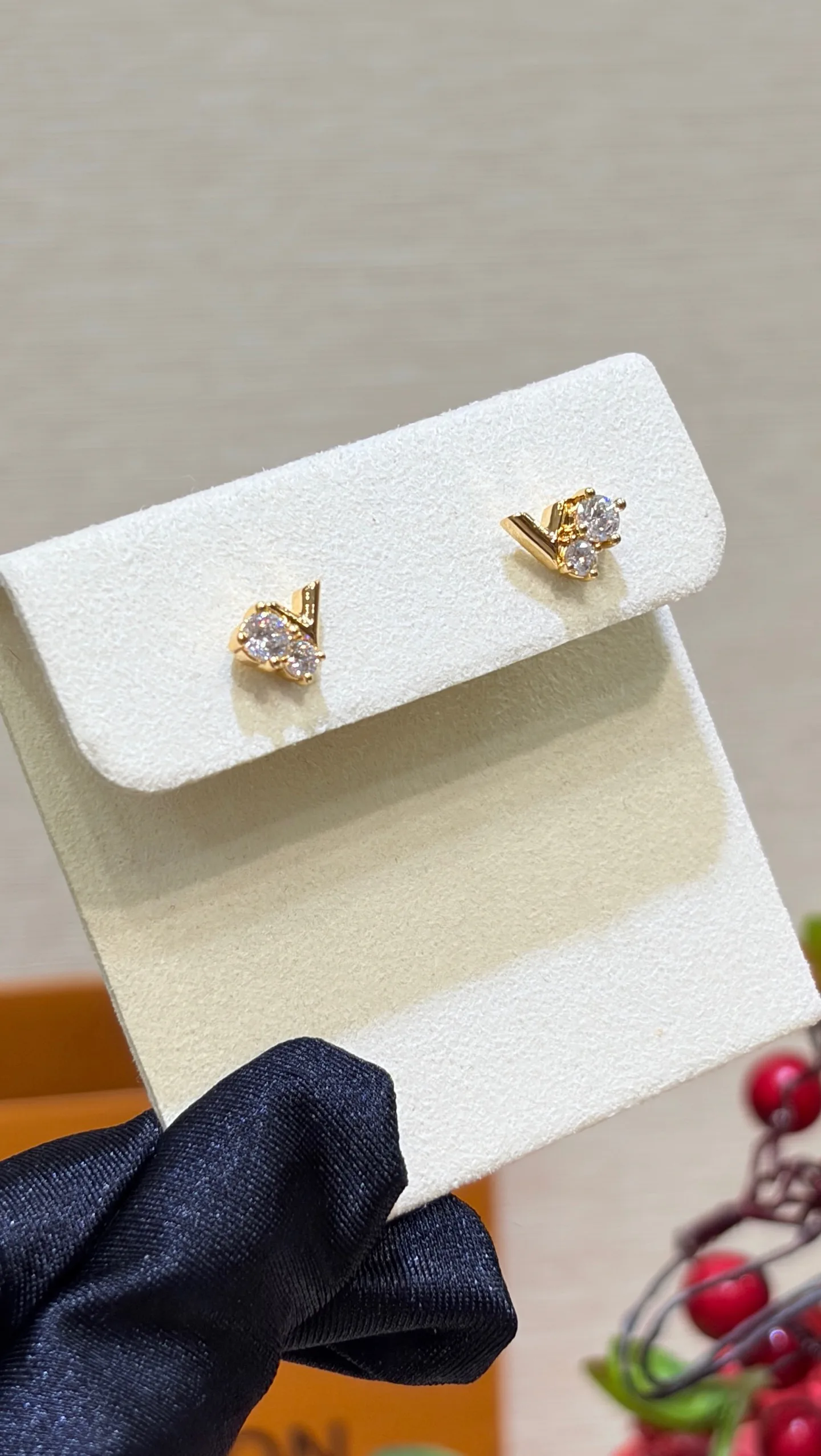 Jewelry LOUIS VUITTON 17880915