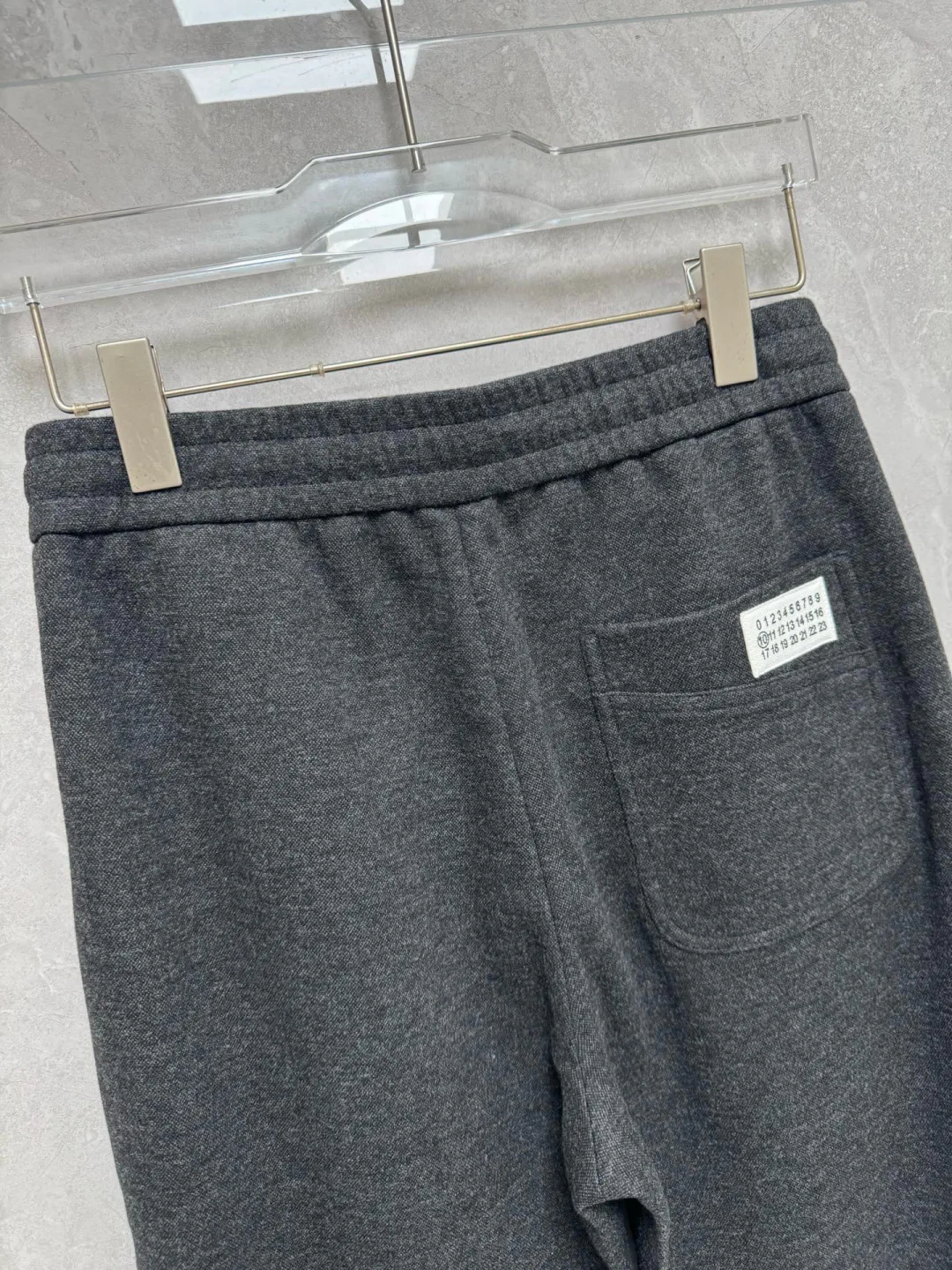 Брюки Мужские Maison Margiela 18606084
