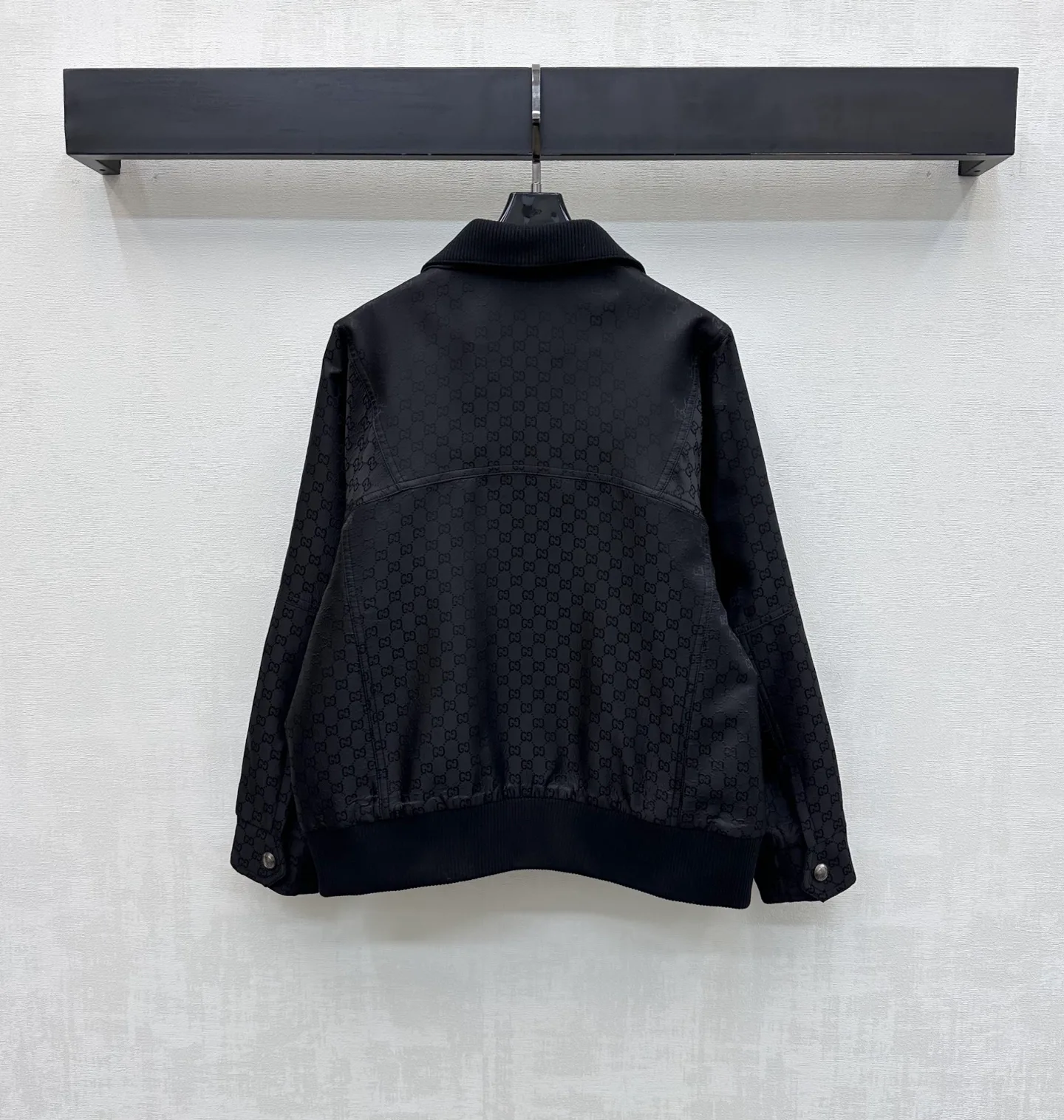 Women's Jackets And Down Jackets GUCCI 17892480
