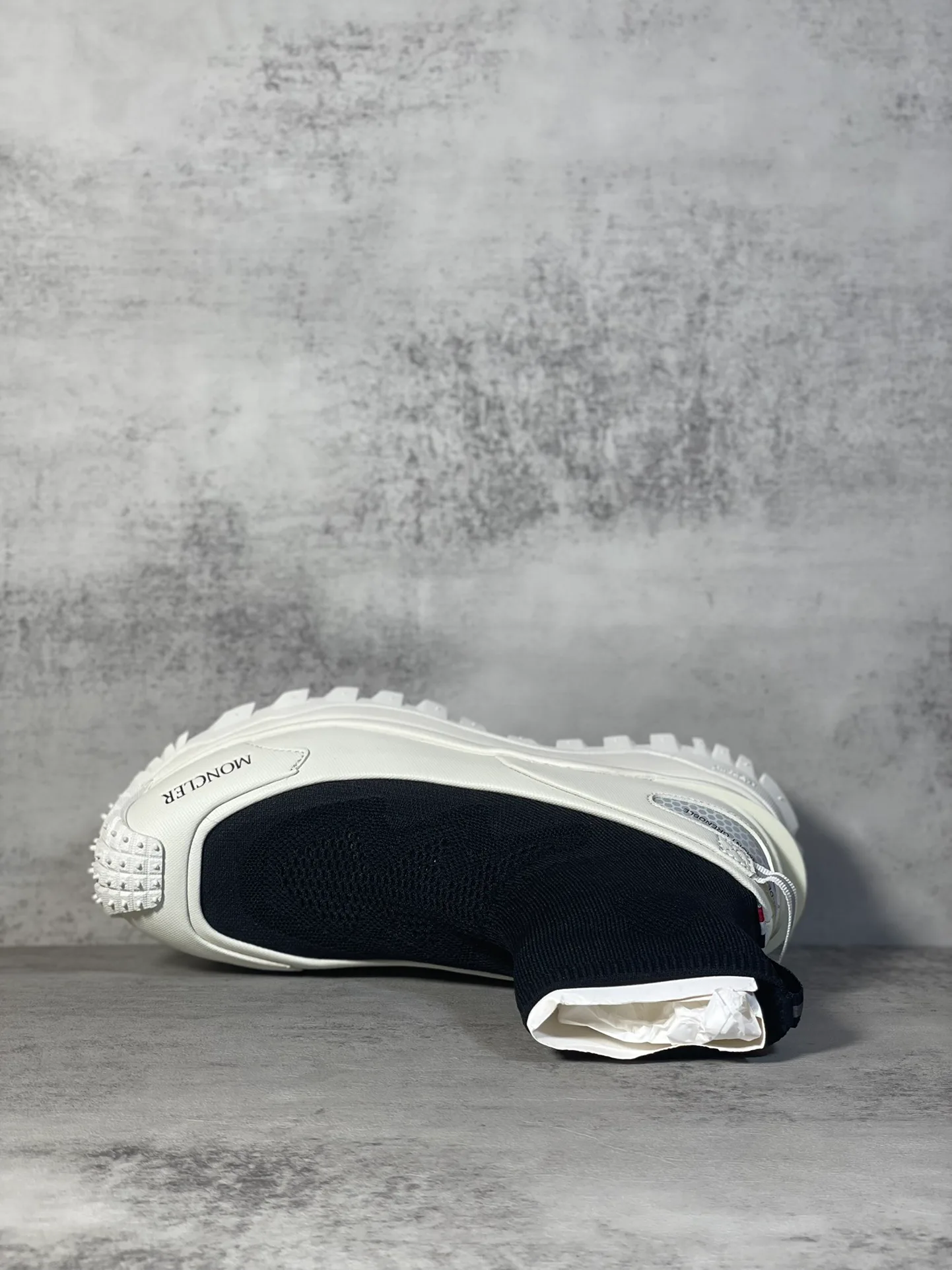 Women's Sneakers MONCLER 18333207