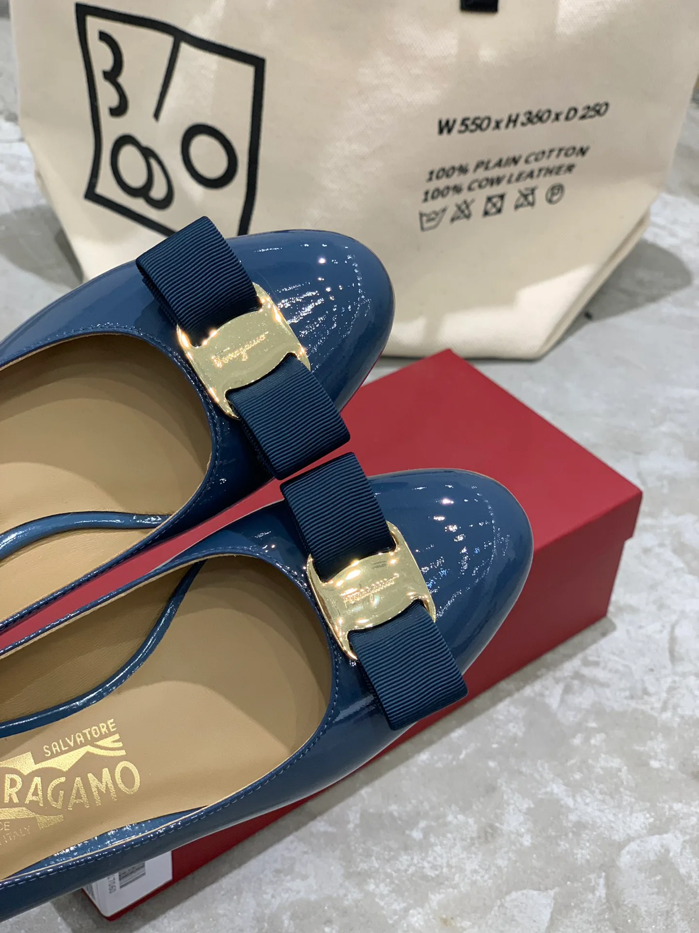 Women's Ballet Flats SALVATORE FERRAGAMO 18340662