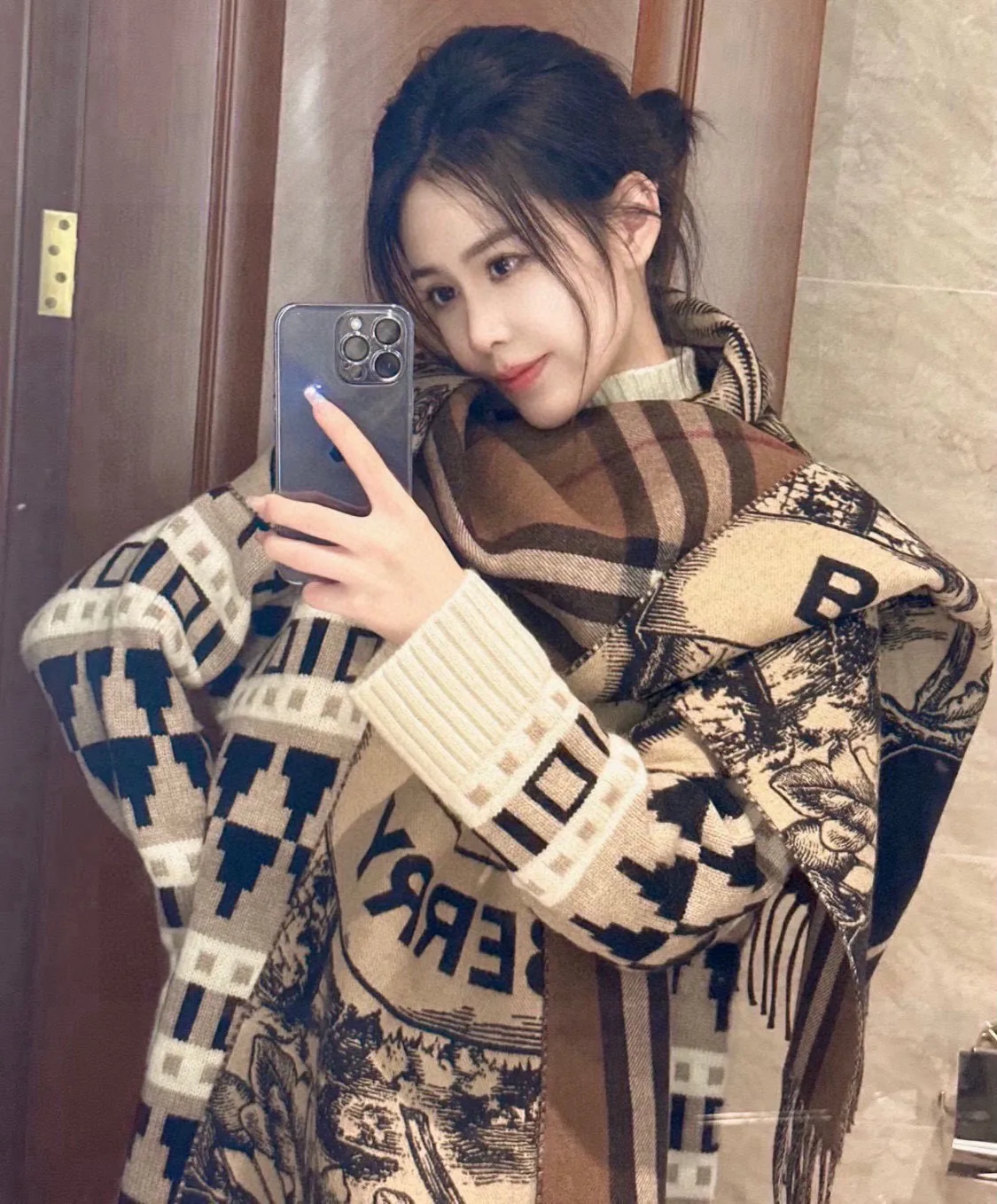 Scarves BURBERRY 17448566