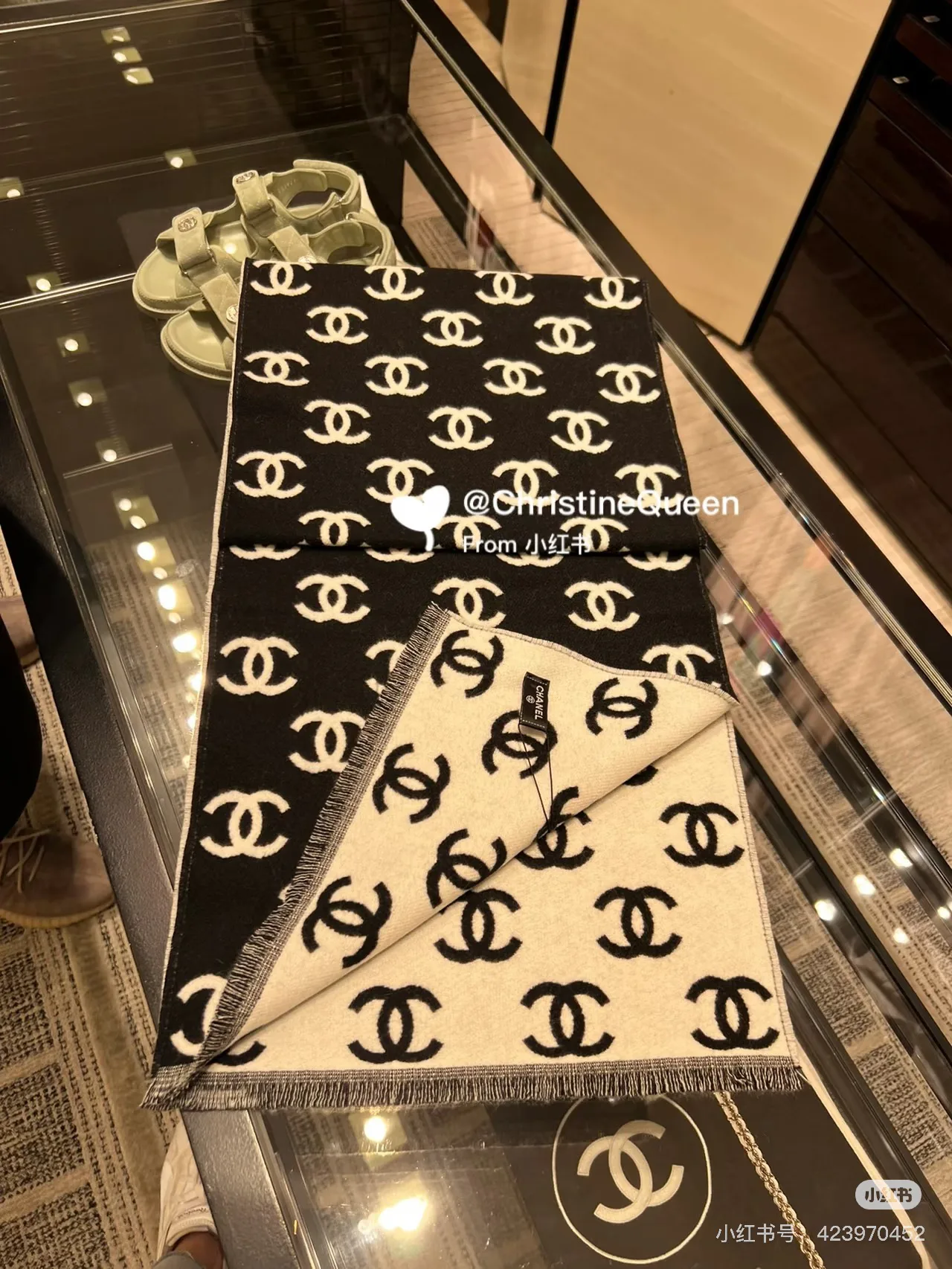 Scarves CHANEL 18104902