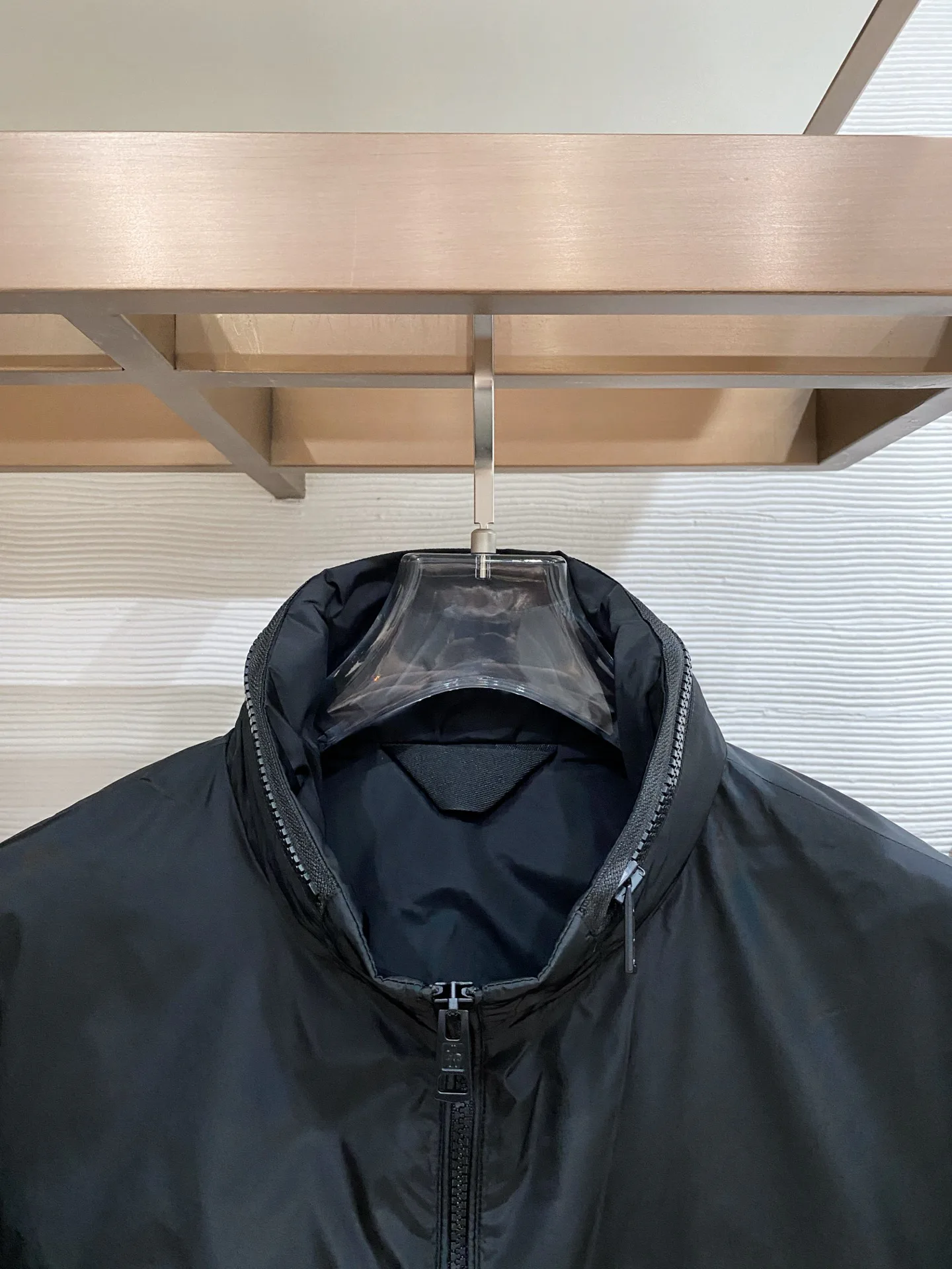 Men's Jackets And Down Jackets MONCLER 18510167
