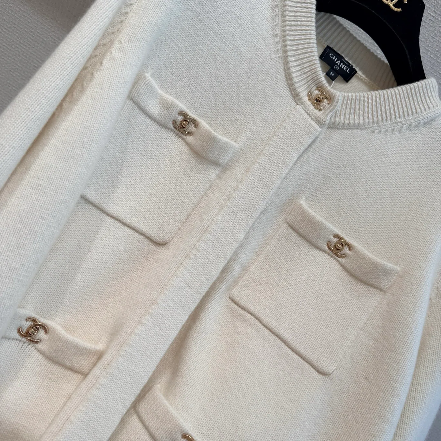 Women's Jumpers And Sweaters CHANEL 18138591