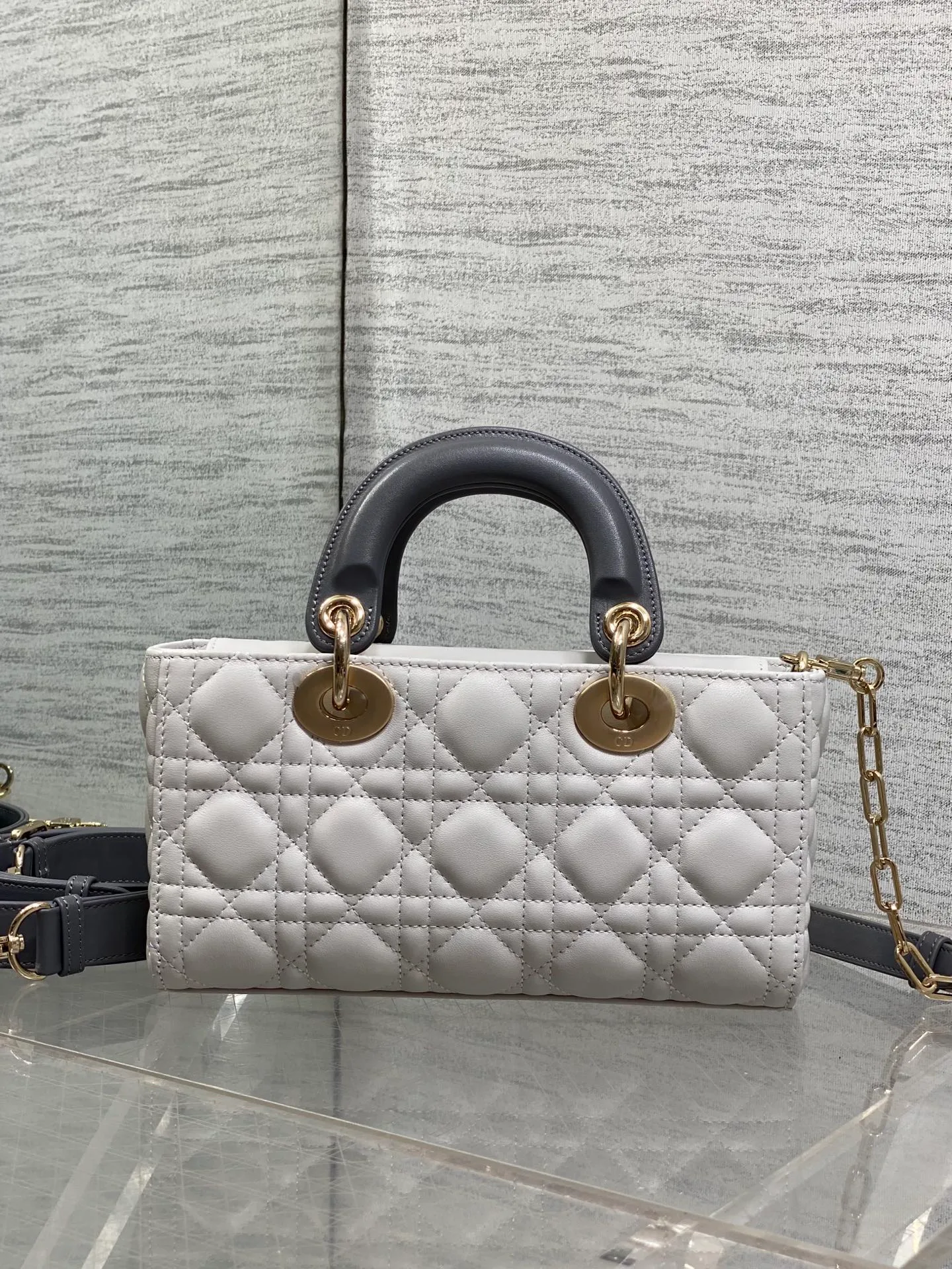 Women's Classic Handbags CHRISTIAN DIOR 18392940