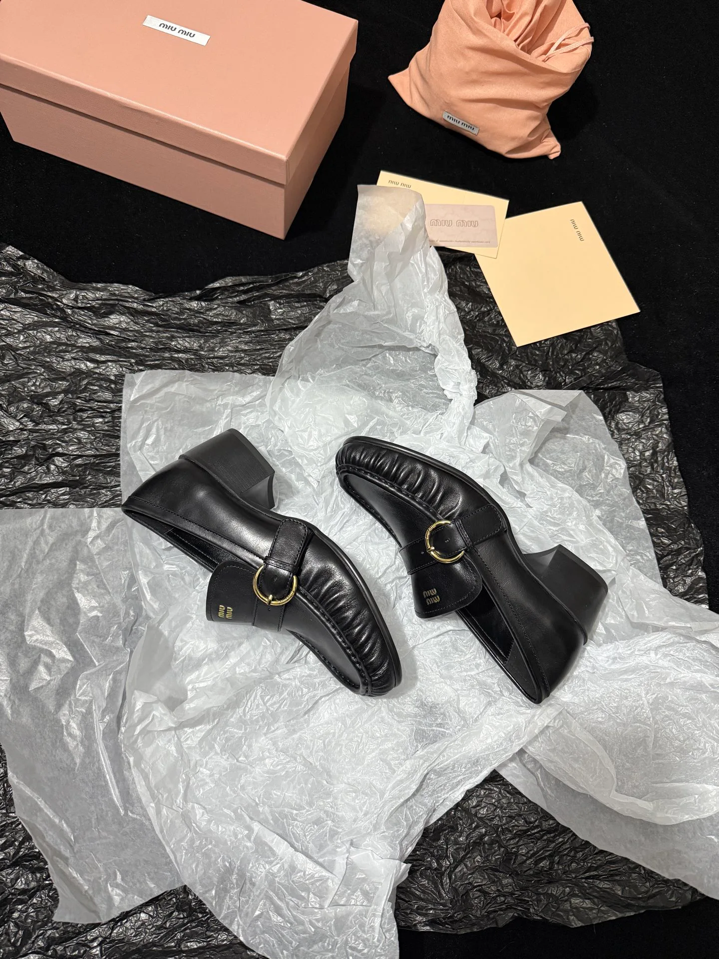 Women's Loafers And Moccasins MIU MIU 18110738