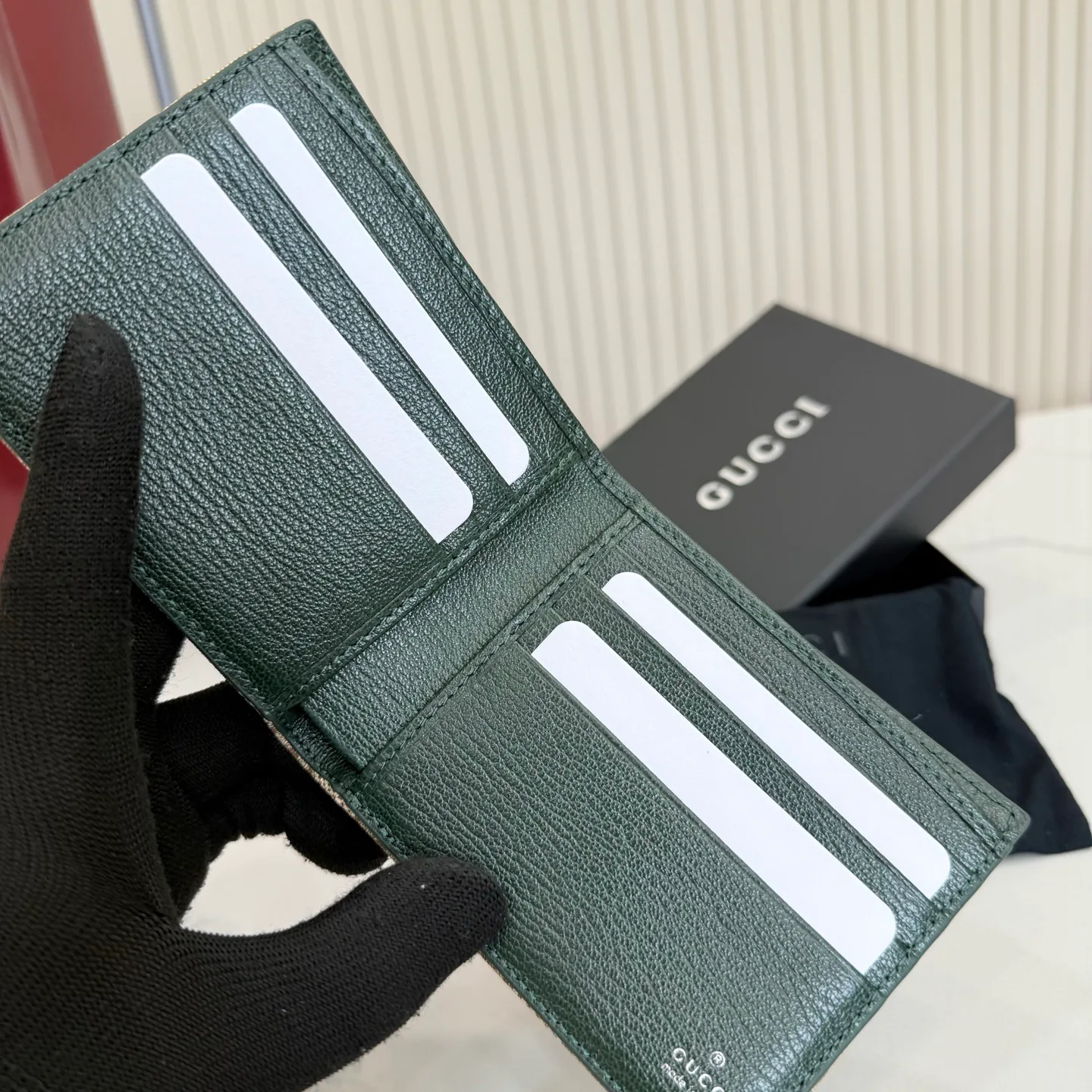Women's Clutches GUCCI 17947771